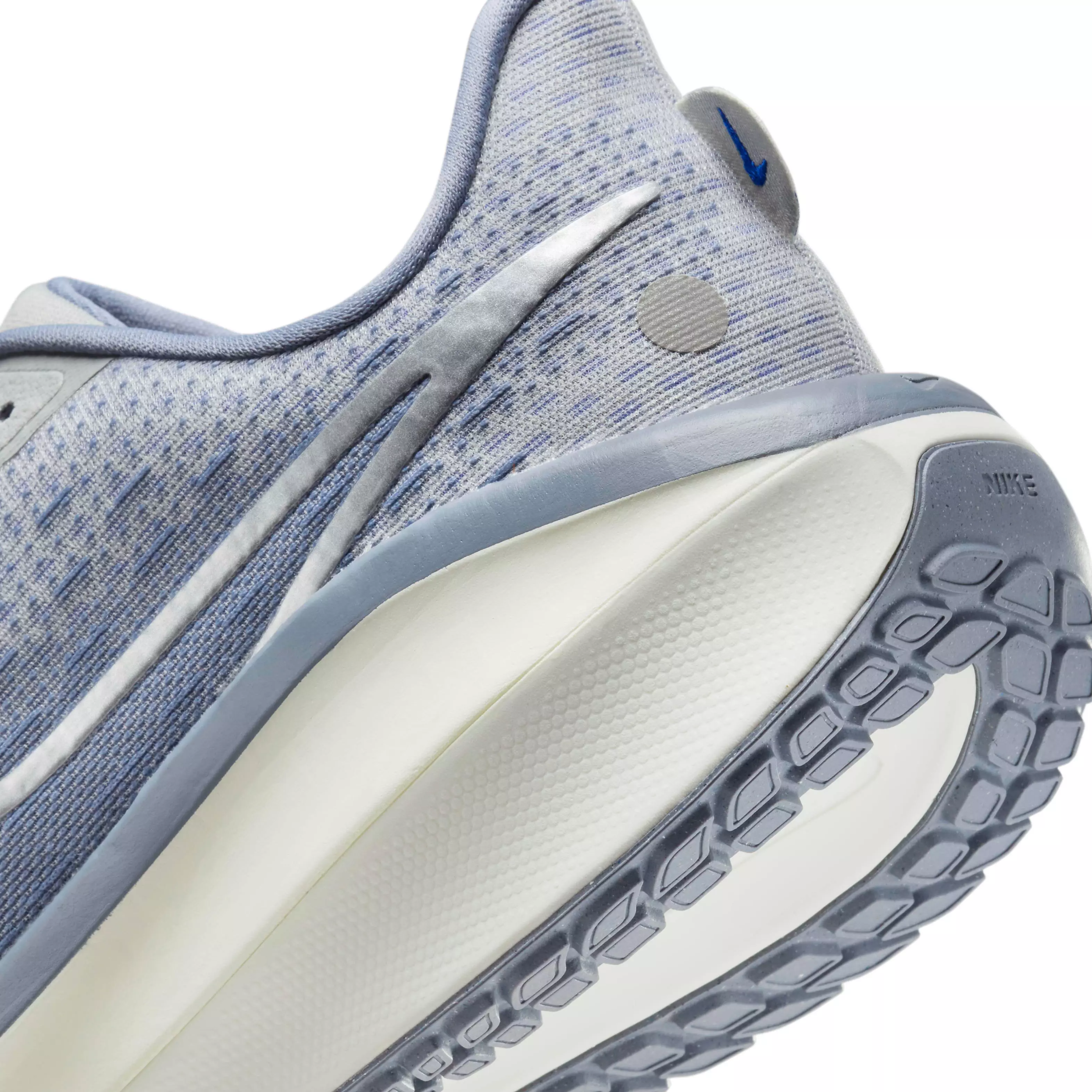 Nike Vomero 17 "Ashen Slate/Light Smoke Grey/Photon Dust/Metallic Silver" Men's Running Shoe - SLATE/LT GREY/DUST/SILVER