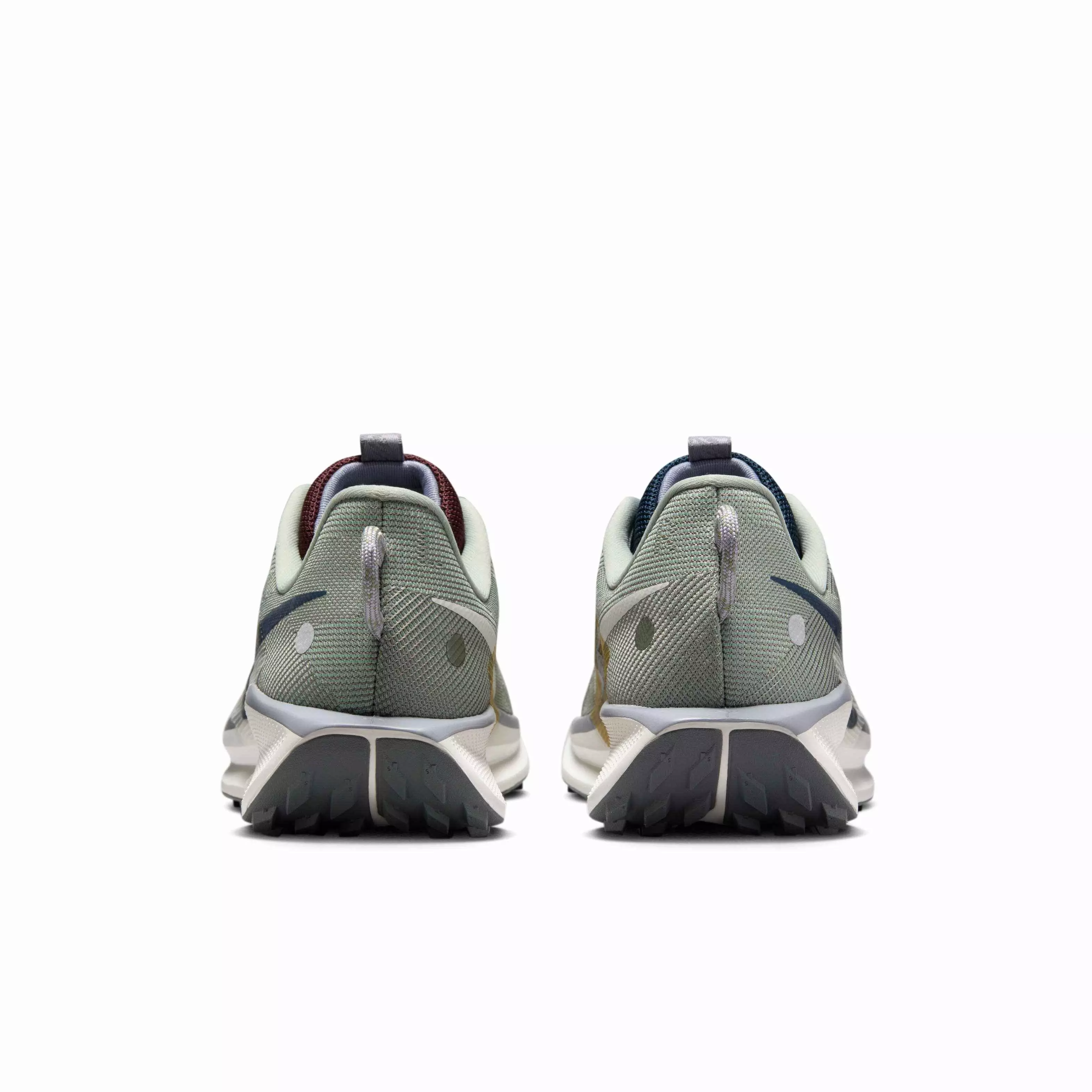 Nike Pegasus Trail 5 "Jade Horizon/Cement Grey/Phantom/Armory Navy" Men's Trail Running Shoe - JADE/GREY/PHANTOM/NAVY