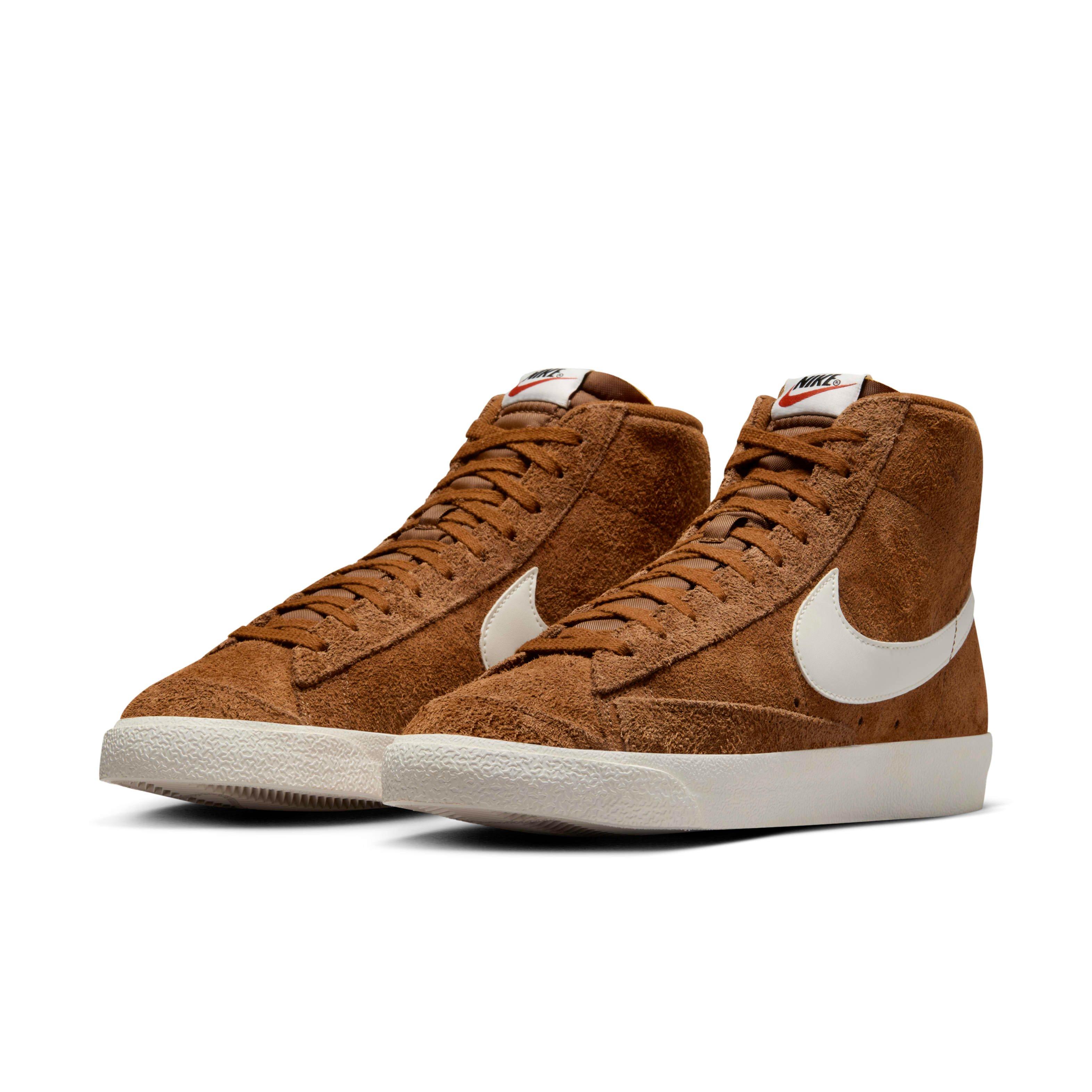 Nike Blazer Mid '77 Vintage "Light British Tan/Hyper Crimson/Sail" Men's Shoe - LT TAN/CRIMSON/SAIL Thumbnail View 3