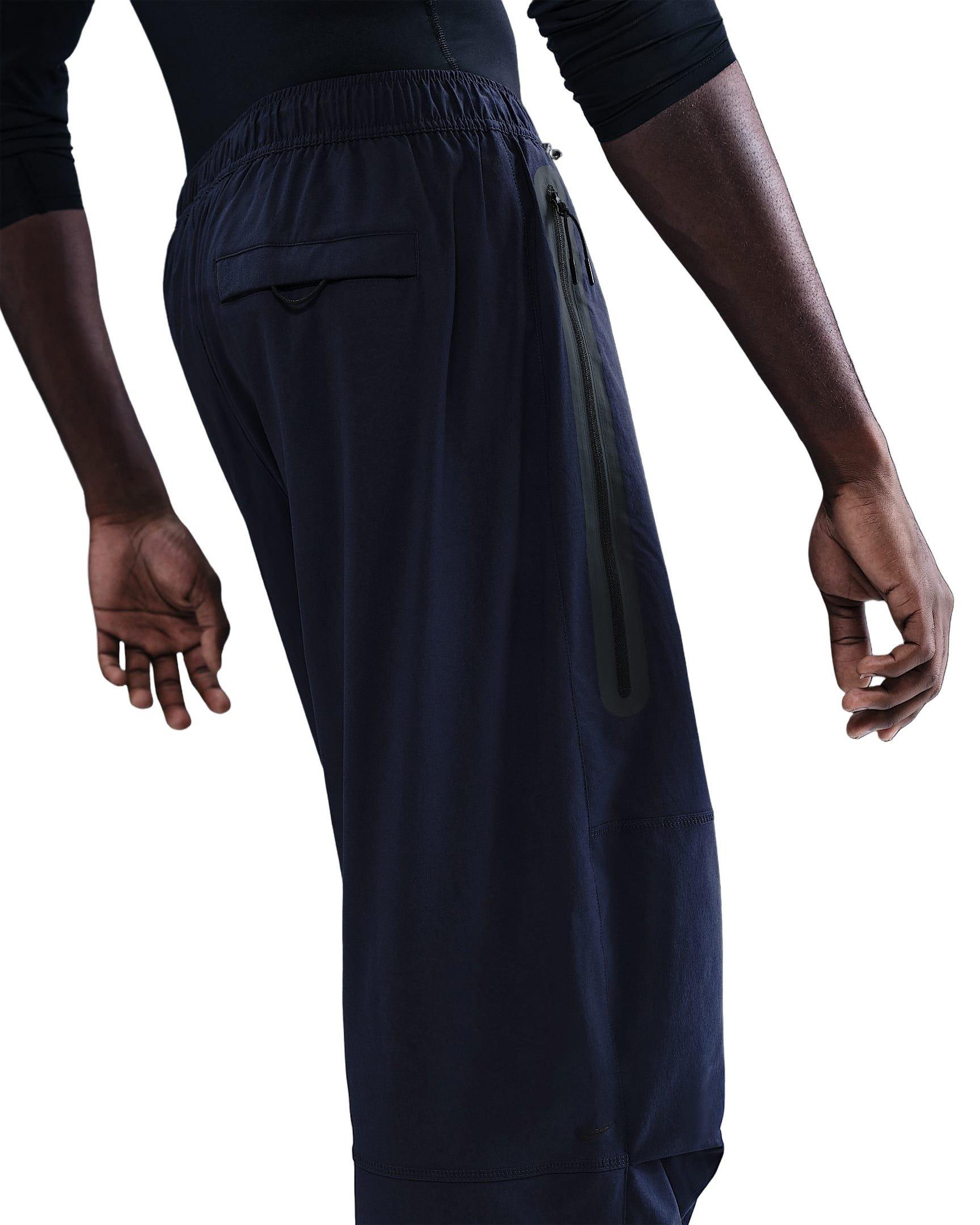 Nike Men's Tech Woven Oversized Pants - Obsidian - OBSIDIAN Thumbnail View 2