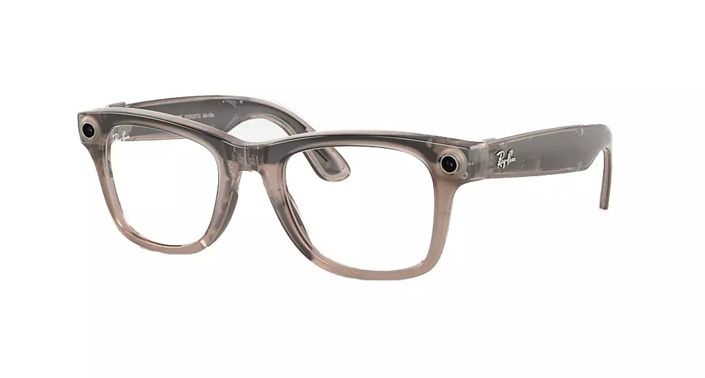 Ray-Ban Meta Wayfarer Clear/Watermelon Red Transitions Sunglasses - Shiny Warm Stone - GREY/RED