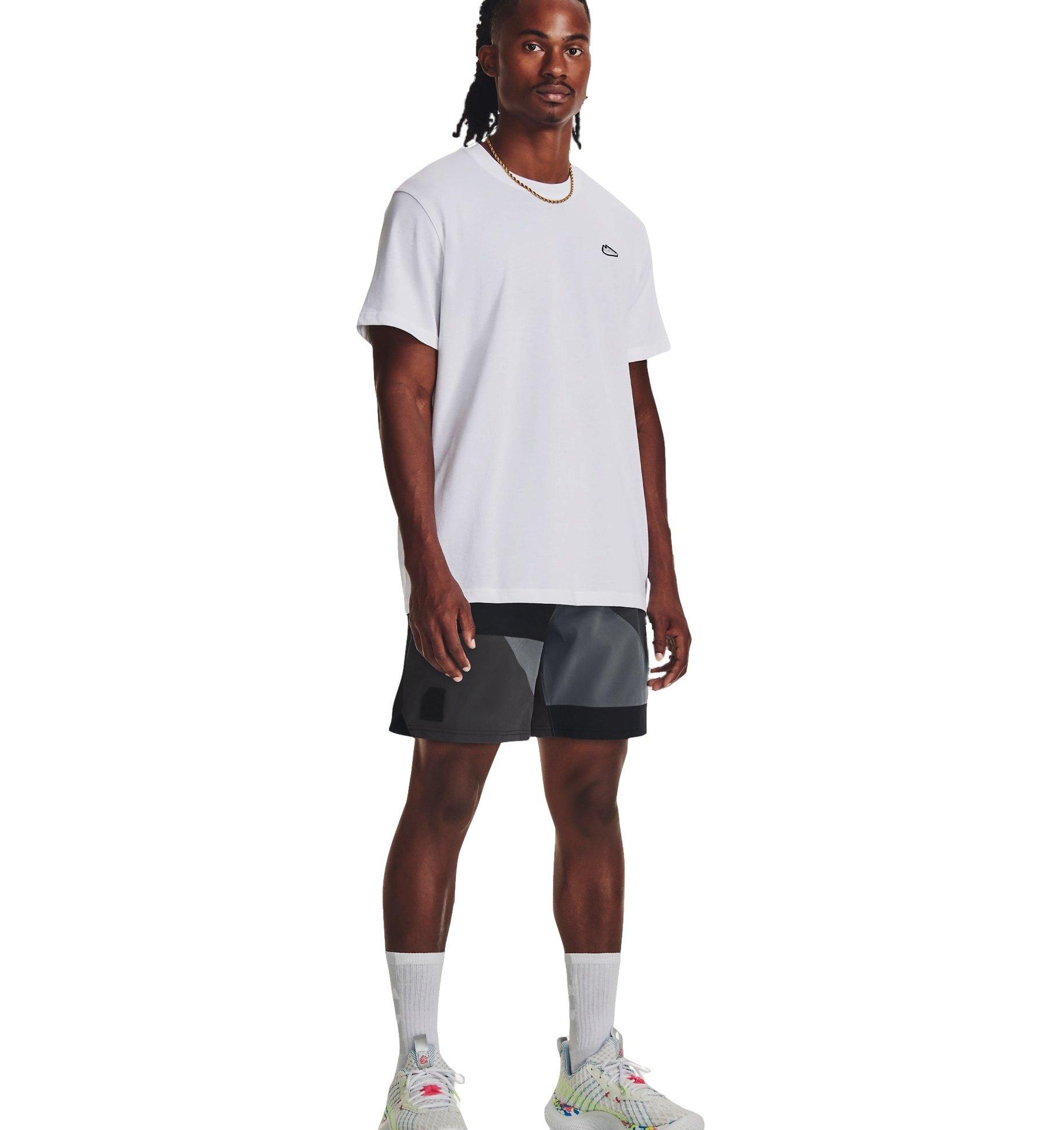 Under Armour Men's Curry Woven 7" Shorts - Black/Grey - BLACK/GREY Thumbnail View 3