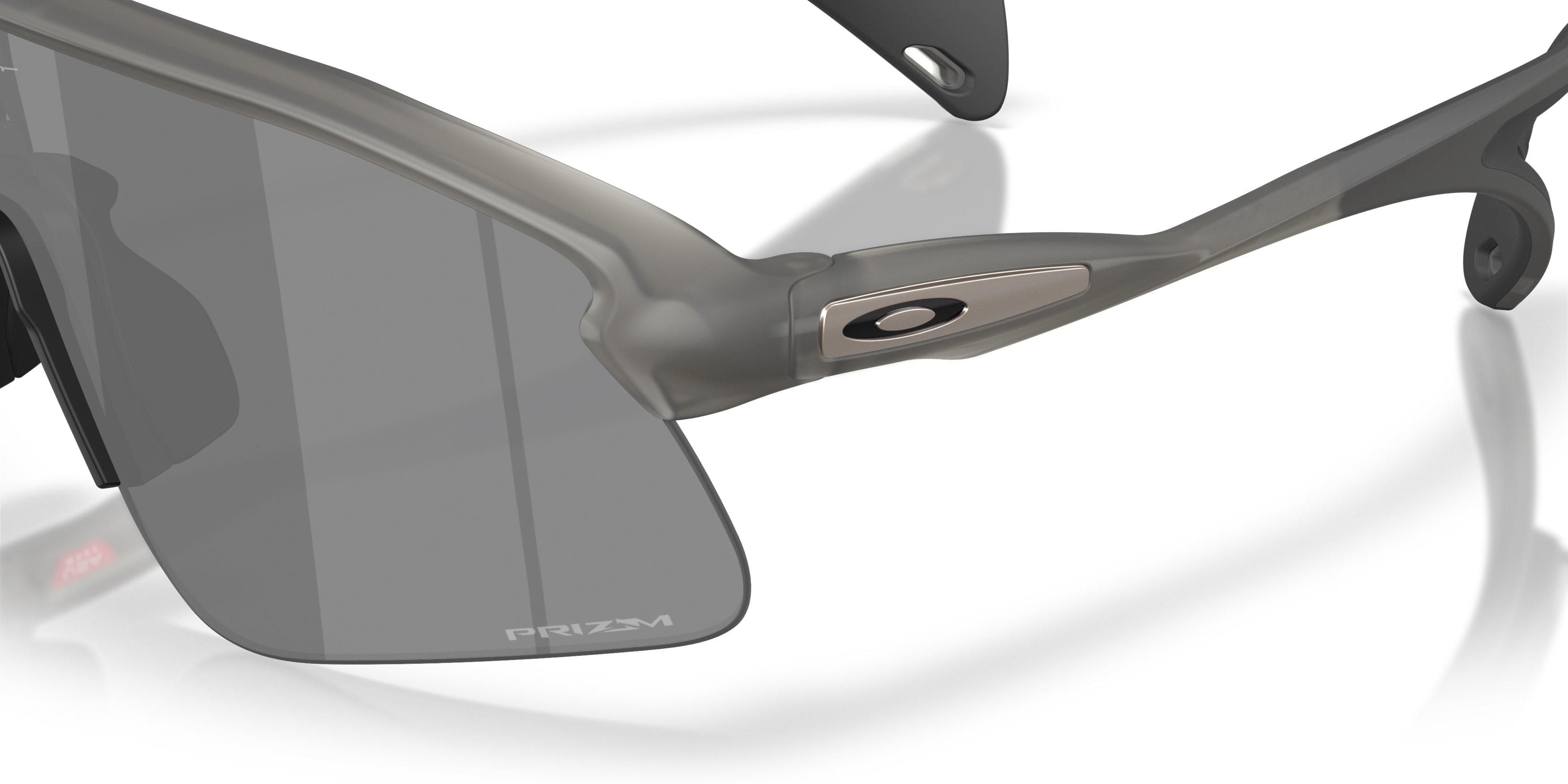 Oakley Stunt Devil Prizm Black Sunglasses &ndash; Grey Smoke - GREY/BLACK Thumbnail View 4