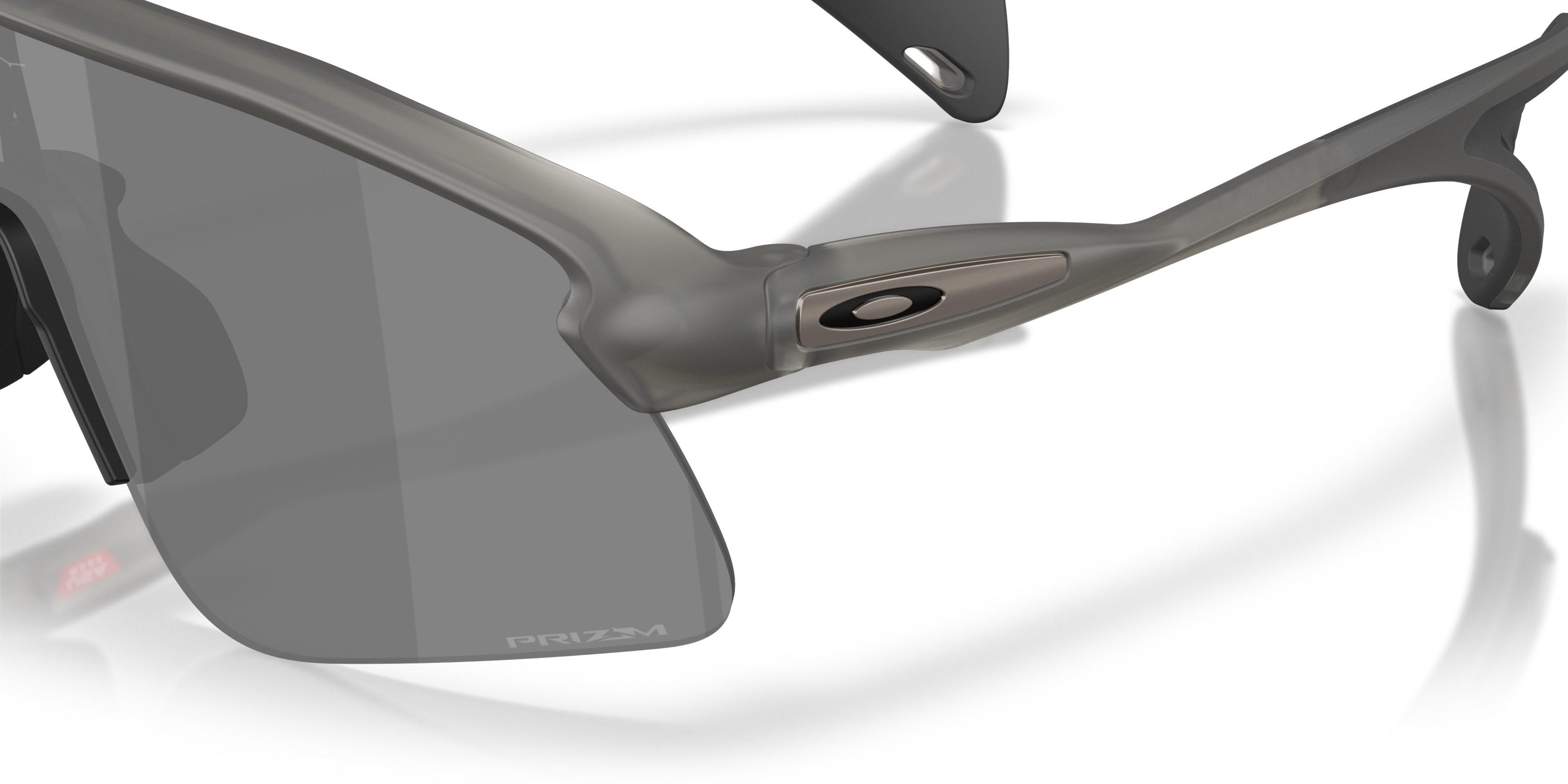 Oakley Stunt Devil S Prizm Black Sunglasses &ndash; Grey Smoke - GREY/BLACK Thumbnail View 4