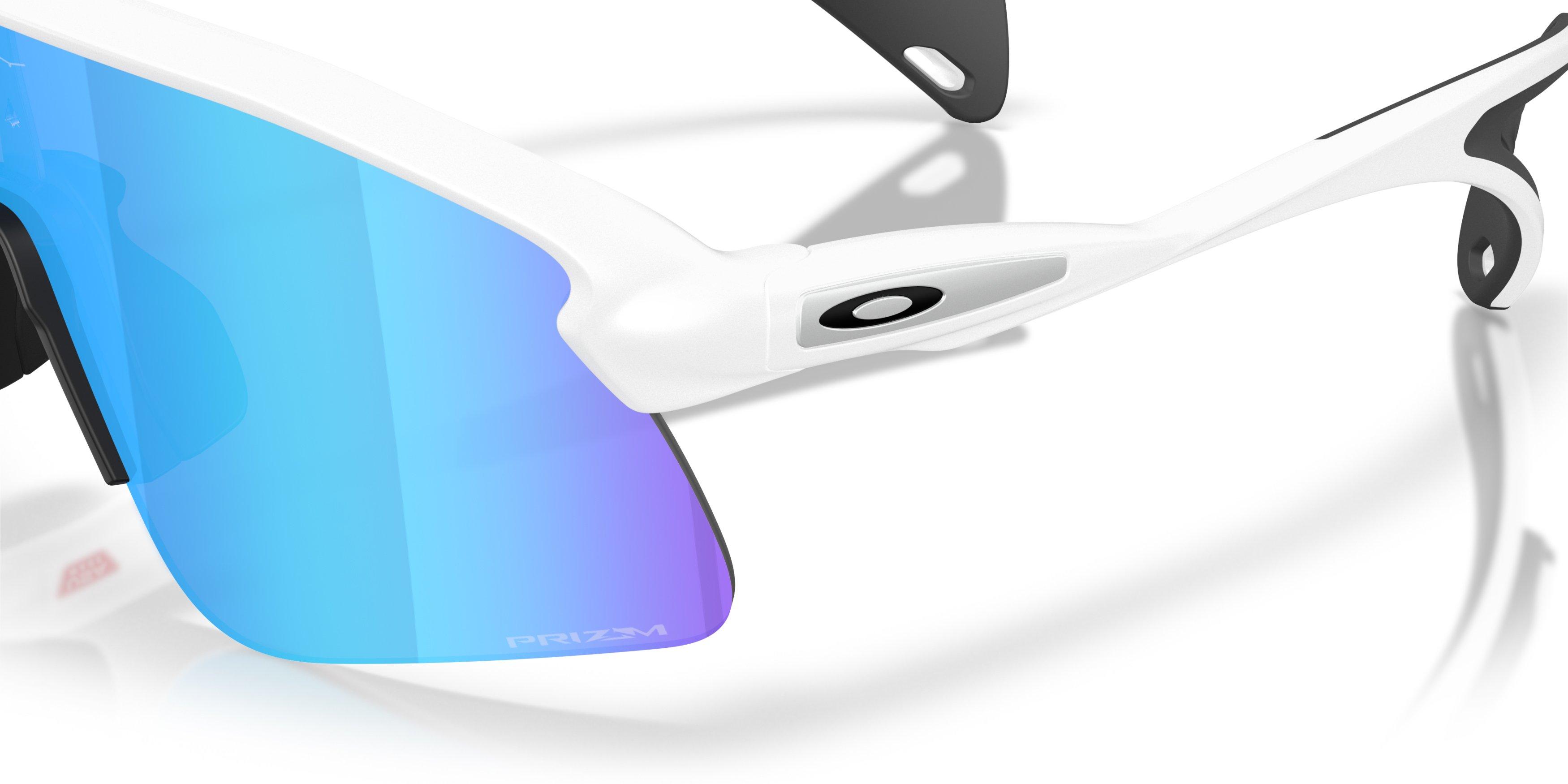 Oakley Stunt Devil S Prizm Sapphire Sunglasses &ndash; Matte White - WHITE/BLUE Thumbnail View 4