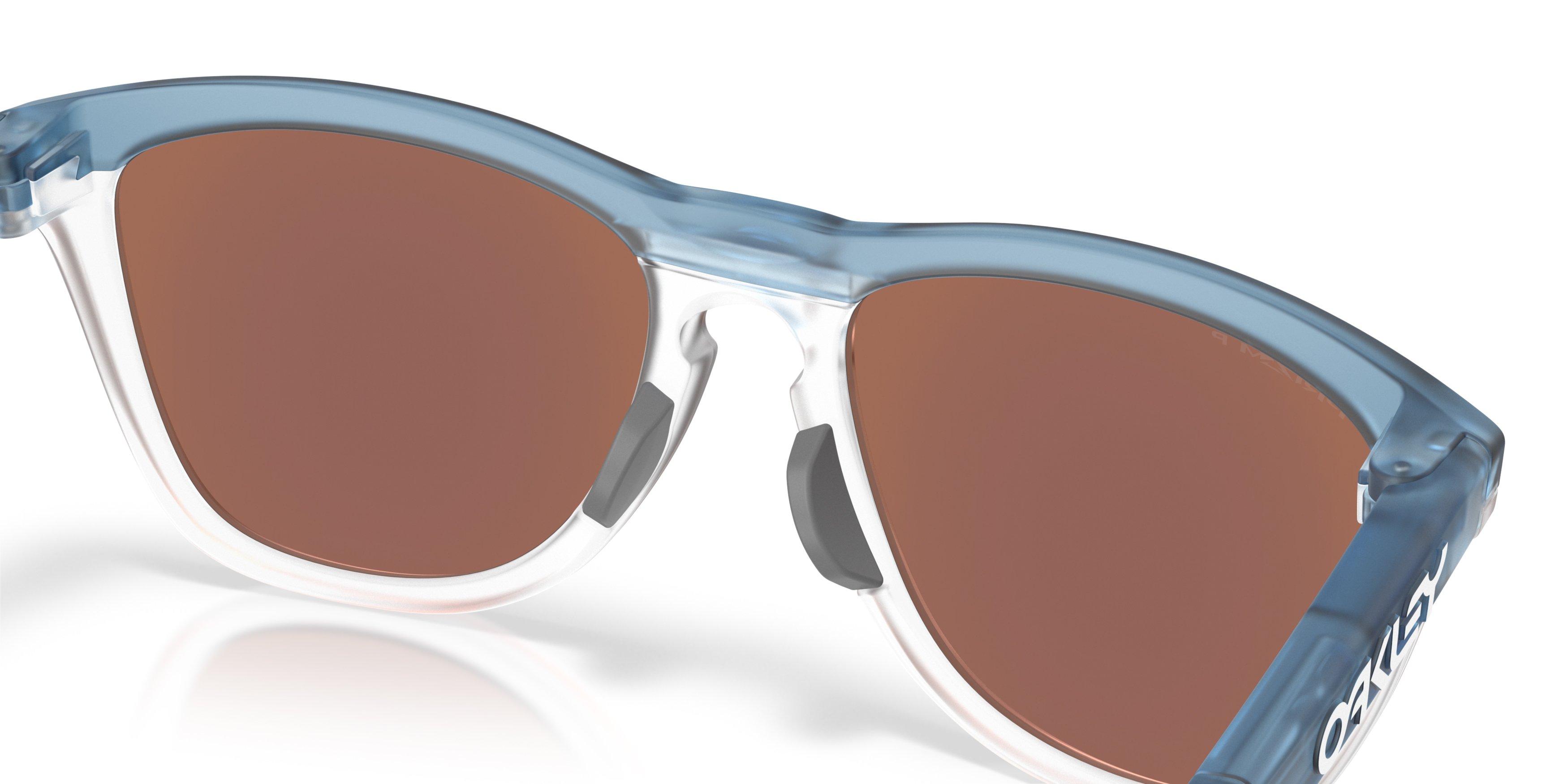 Oakley Frogskins Range XL Prizm Deep Water Polarized Sunglasses &ndash; Transparent Stonewash/Clear - BLUE Thumbnail View 5