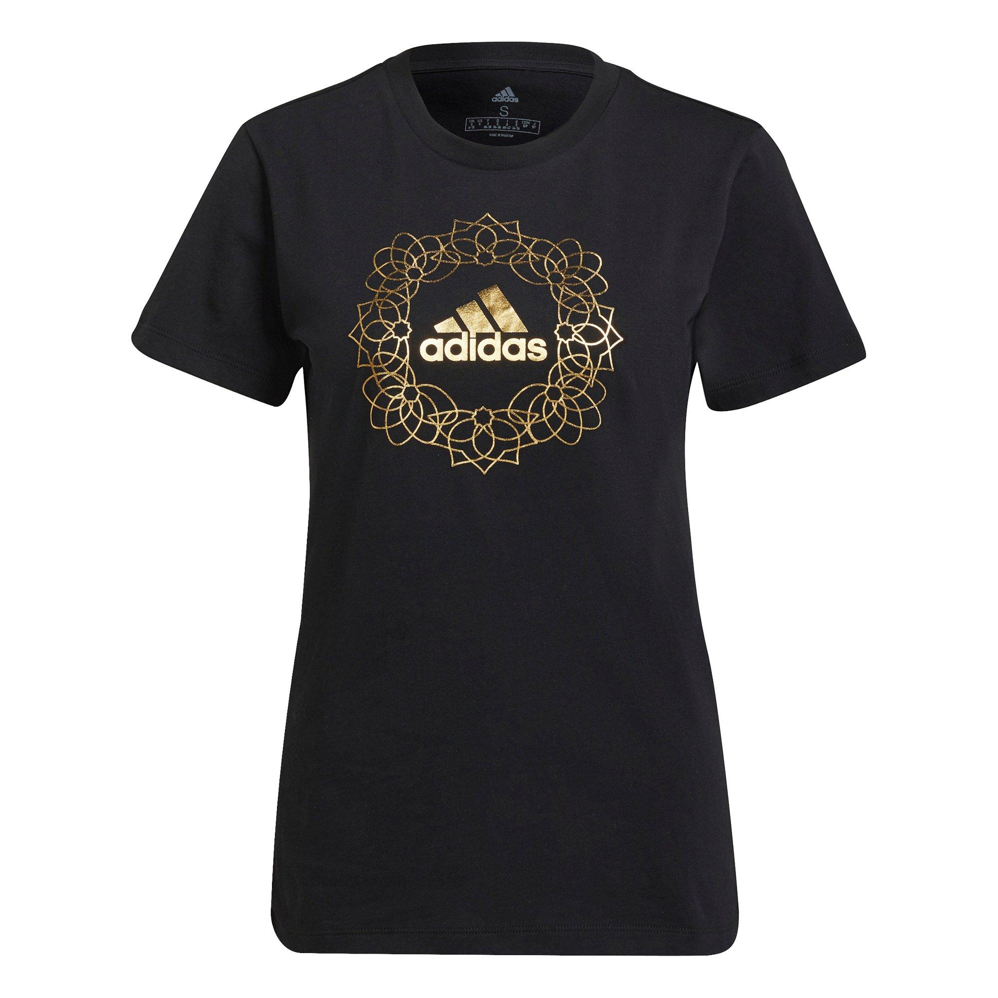 New Era NBA gold foil print badge t-shirt in black