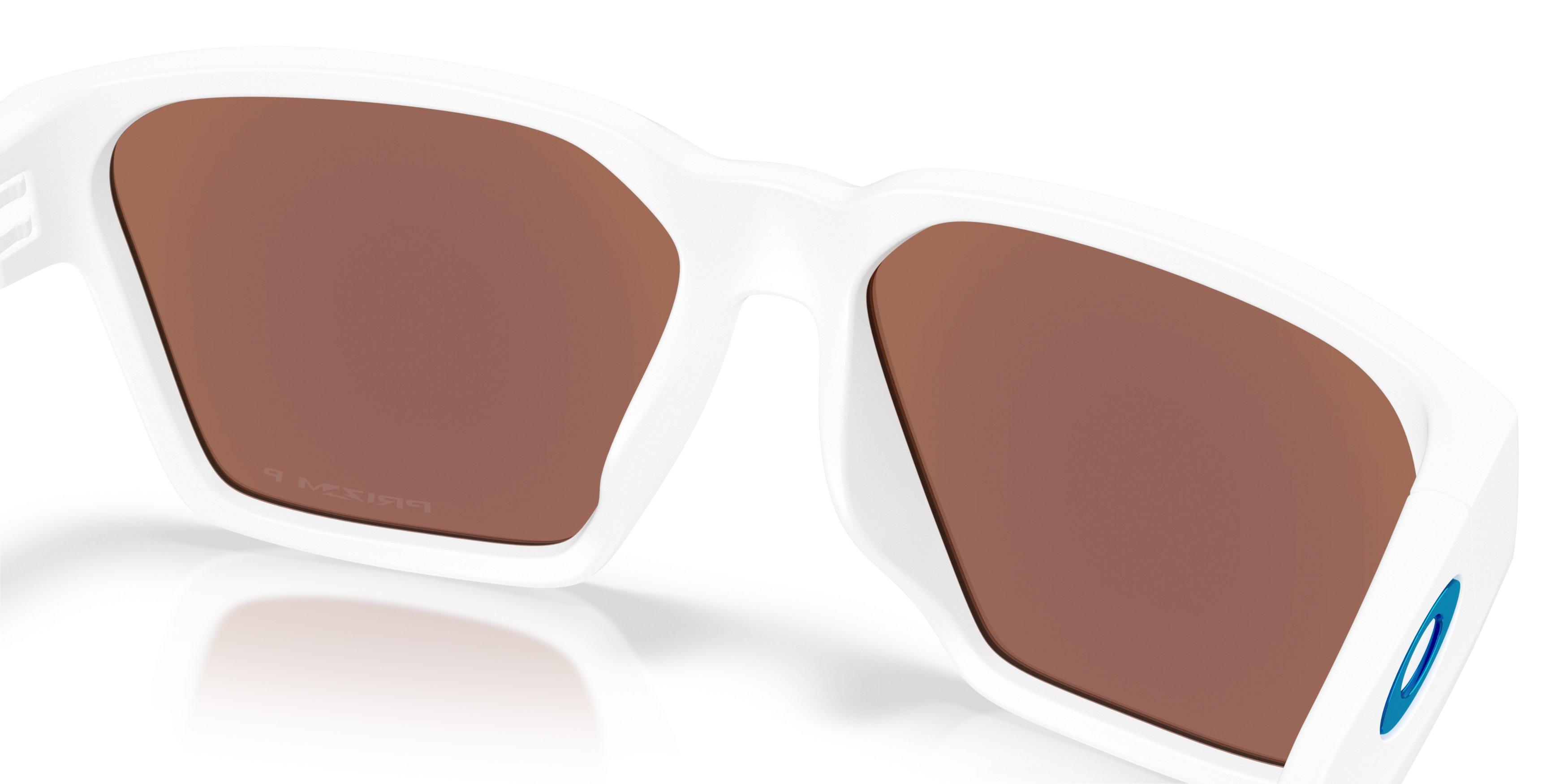 Oakley Briza Prizm Deep Water Polarized Sunglasses &ndash; Matte White - WHITE/BLUE Thumbnail View 5