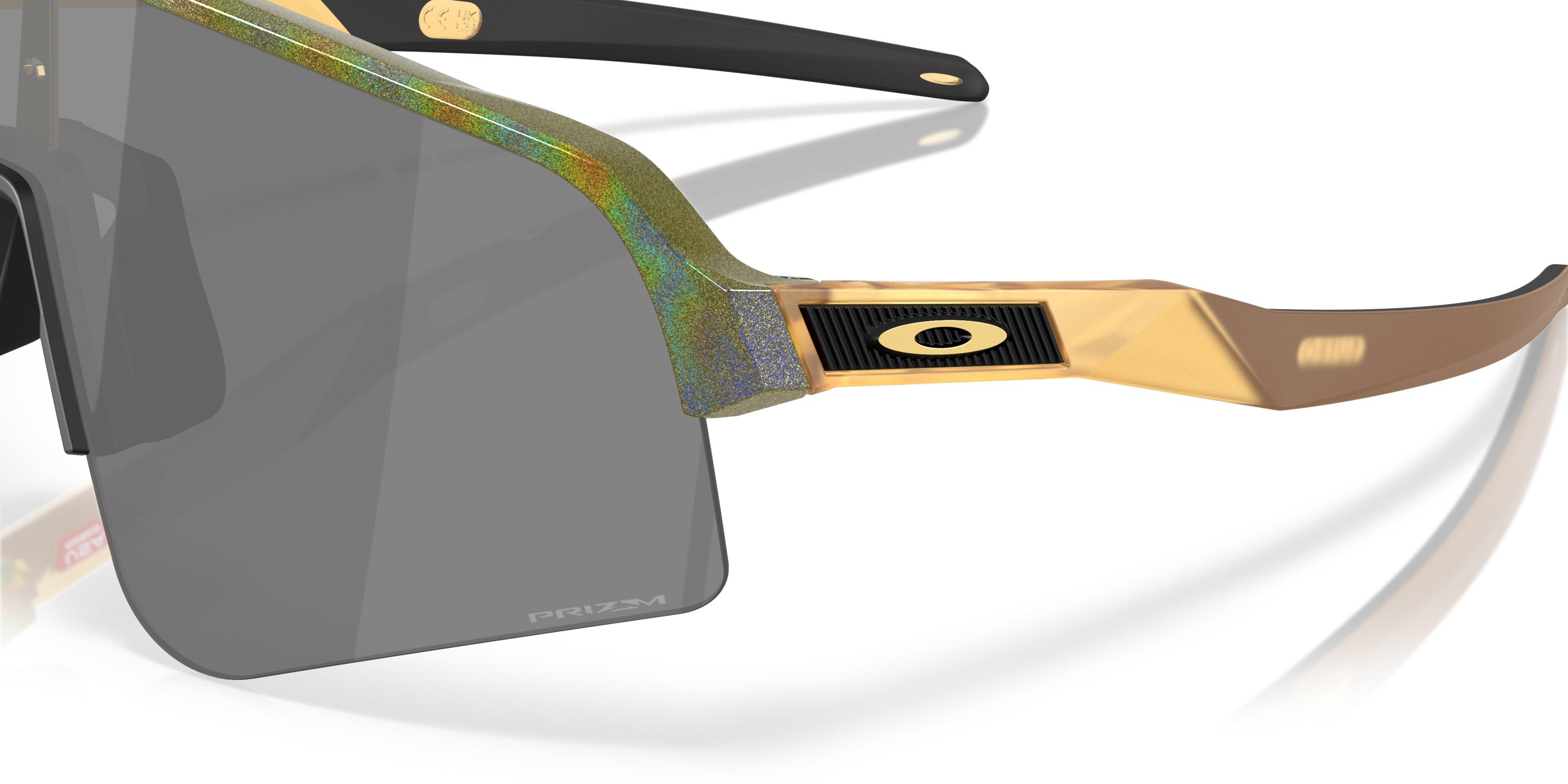 Oakley Sutro Lite Sweep Prizm Black Sunglasses &ndash; Fern Spacedust - GREEN/BLACK Thumbnail View 4