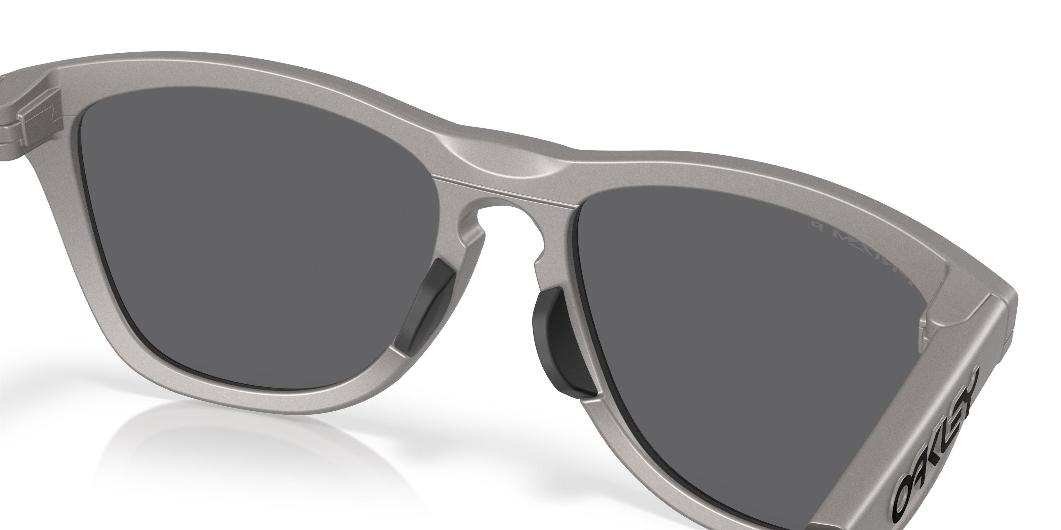 Oakley Frogskins Range Prizm Black Polarized Sunglasses &ndash; Titanium - GREY/BLACK Thumbnail View 5