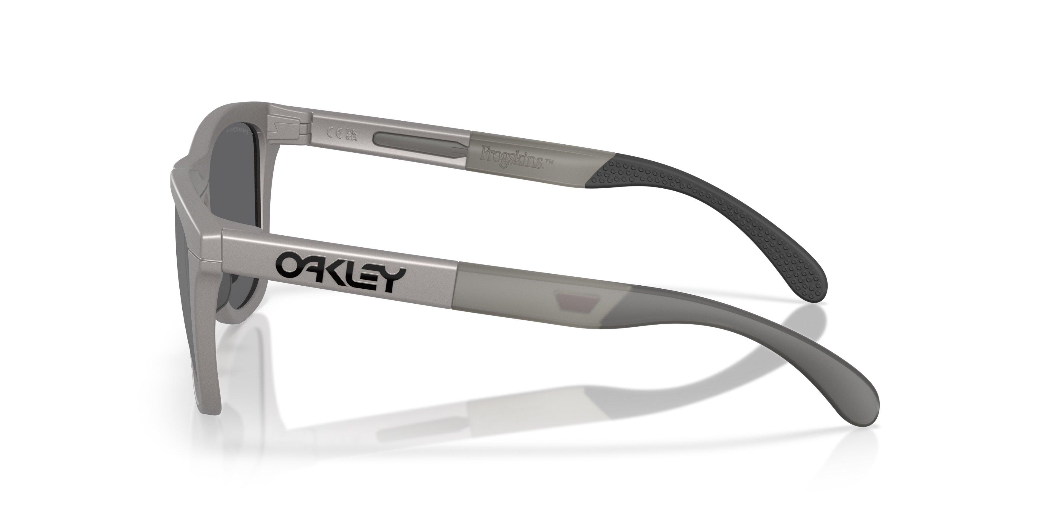 Oakley Frogskins Range Prizm Black Polarized Sunglasses &ndash; Titanium - GREY/BLACK Thumbnail View 6