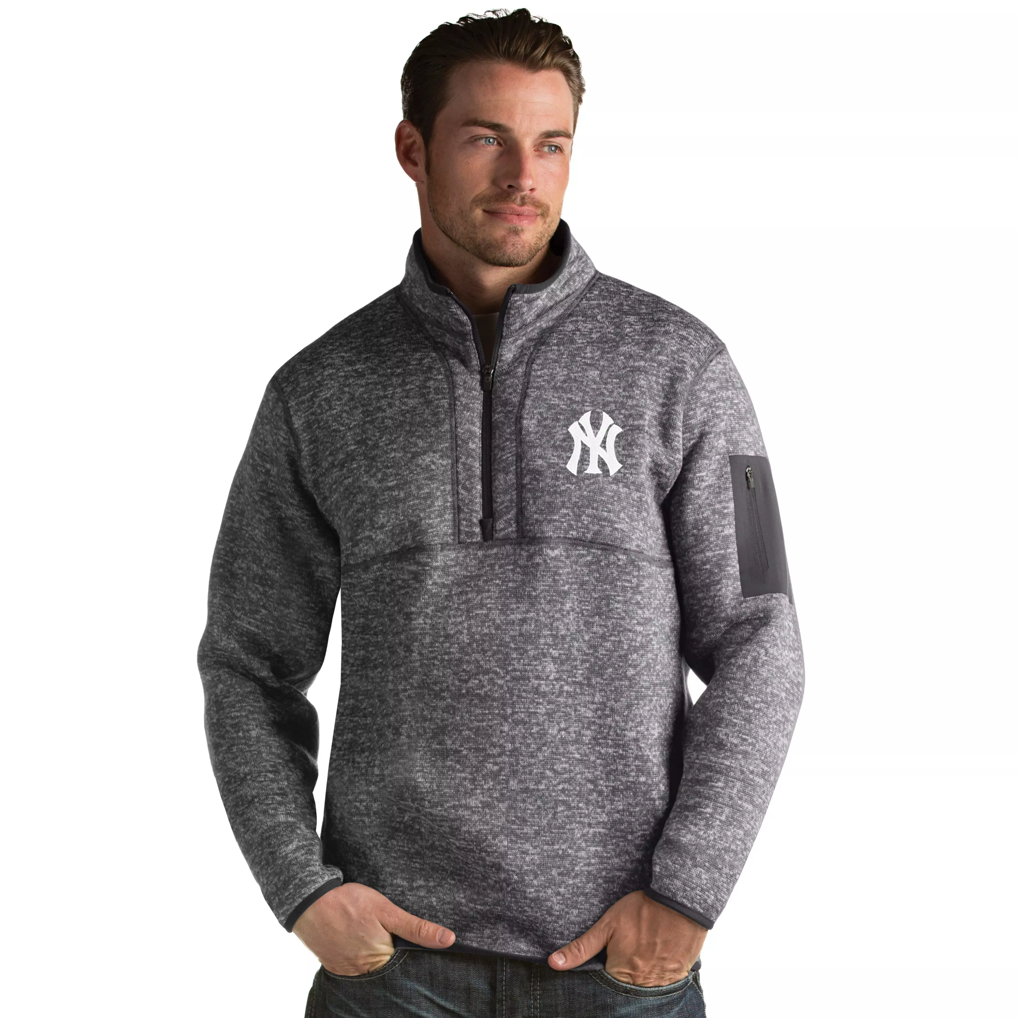 Antigua Men's New York Yankees Fortune Half-Zip Pullover - GREY