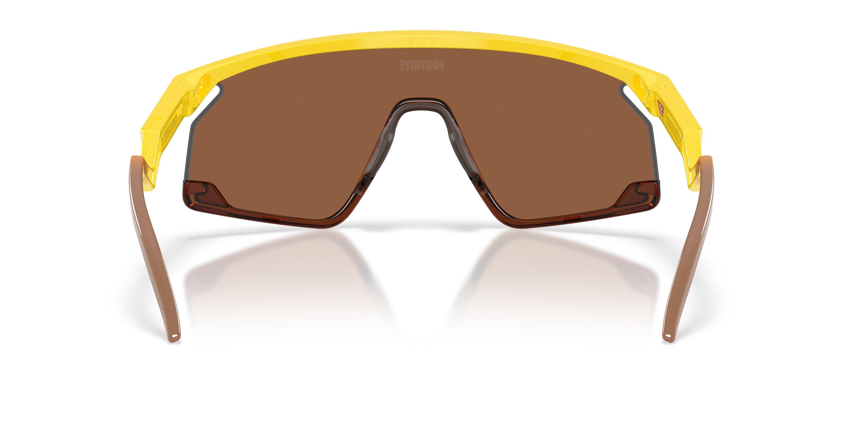 Oakley BXTR Prizm Tungsten Sunglasses &ndash; Peely Yellow - YELLOW/BROWN Thumbnail View 3
