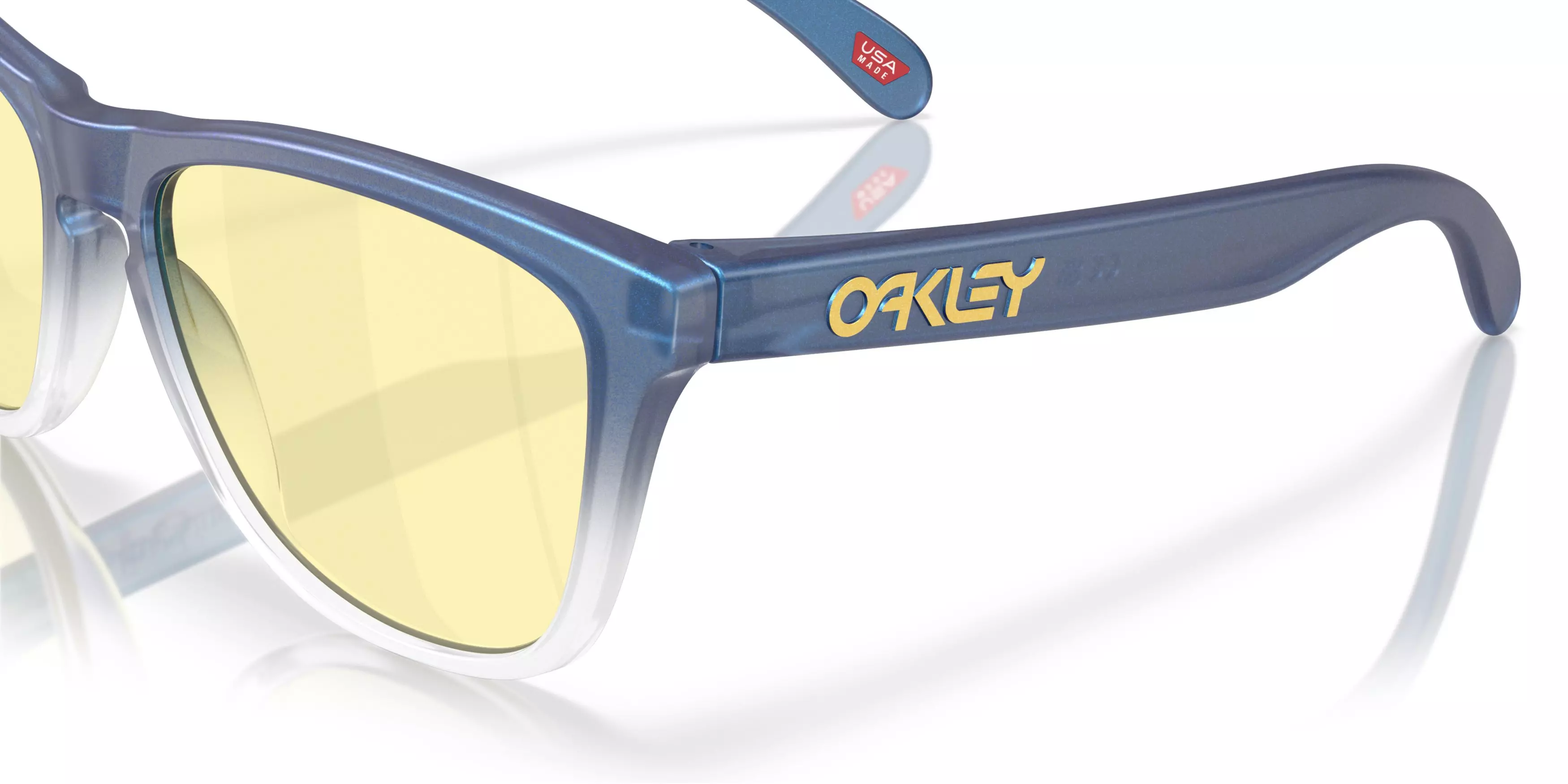 Oakley Frogskins Fortnite Prizm Gaming Sunglasses – Matte Cyan/Blue/Clear Shift Fade - BLUE/YELLOW
