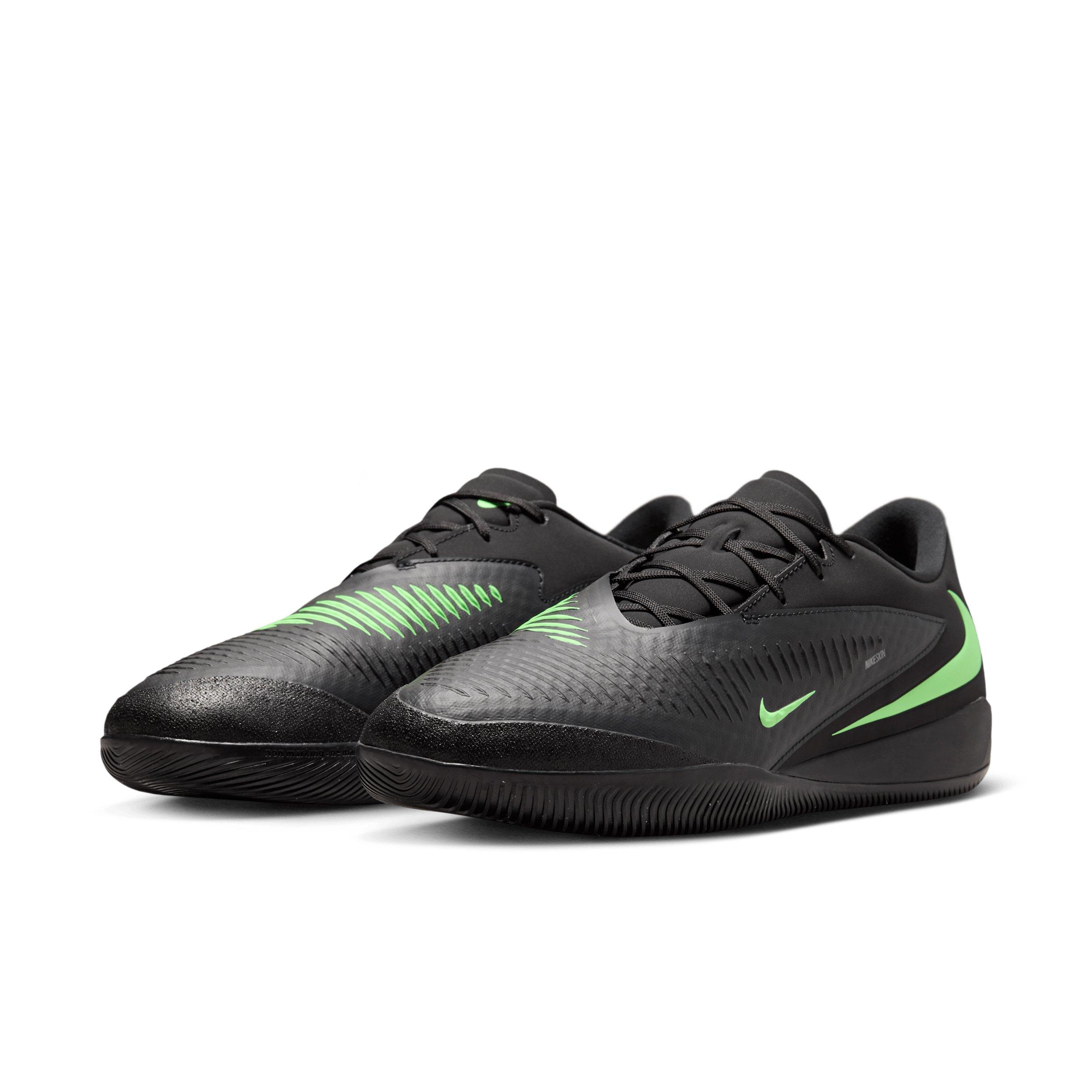 Nike Phantom 6 Low Academy IC "Black/Black/Illusion Green" Men's Soccer Shoe - BLACK/BLACK/GREEN Thumbnail View 3