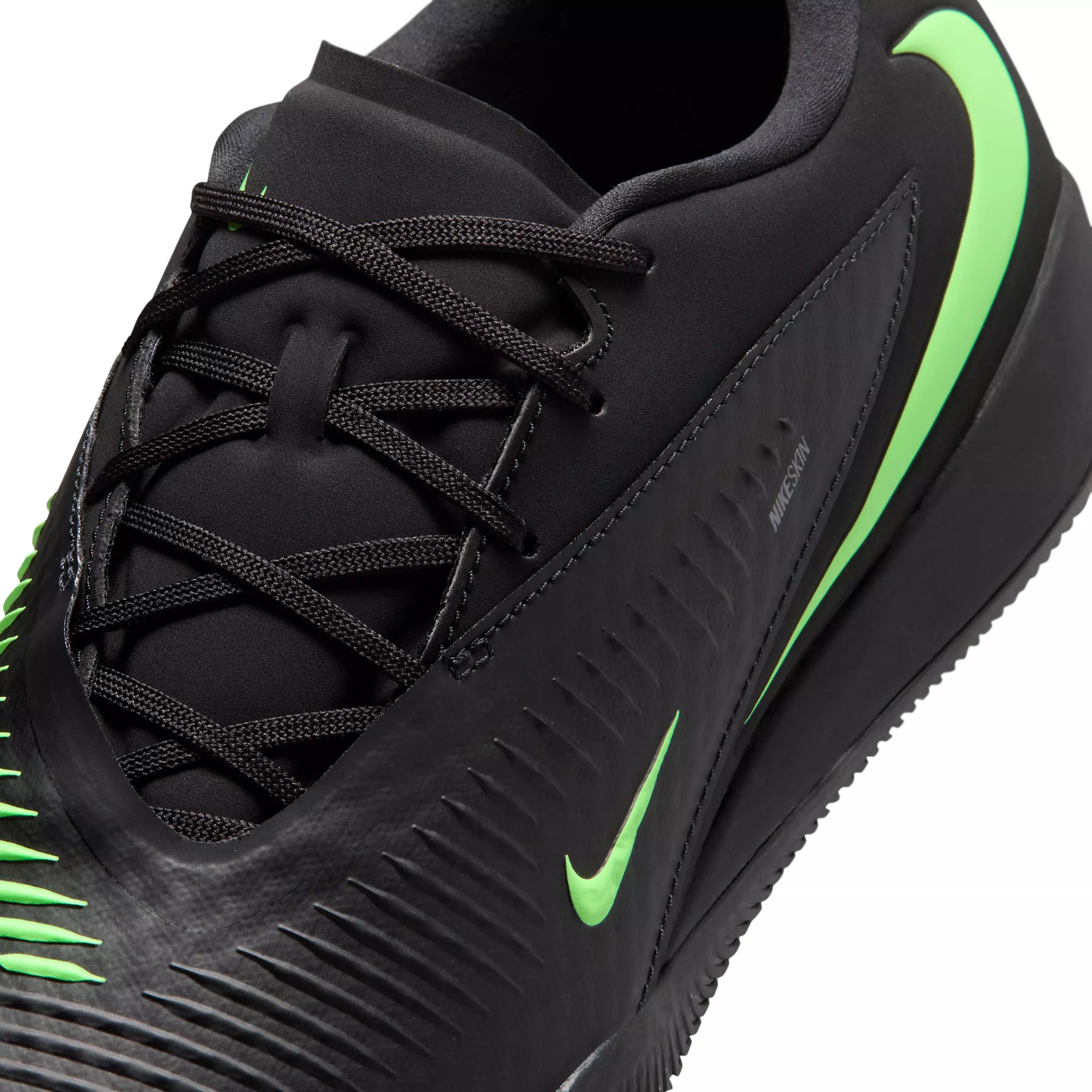 Nike Phantom 6 Low Academy IC "Black/Black/Illusion Green" Men's Soccer Shoe - BLACK/BLACK/GREEN