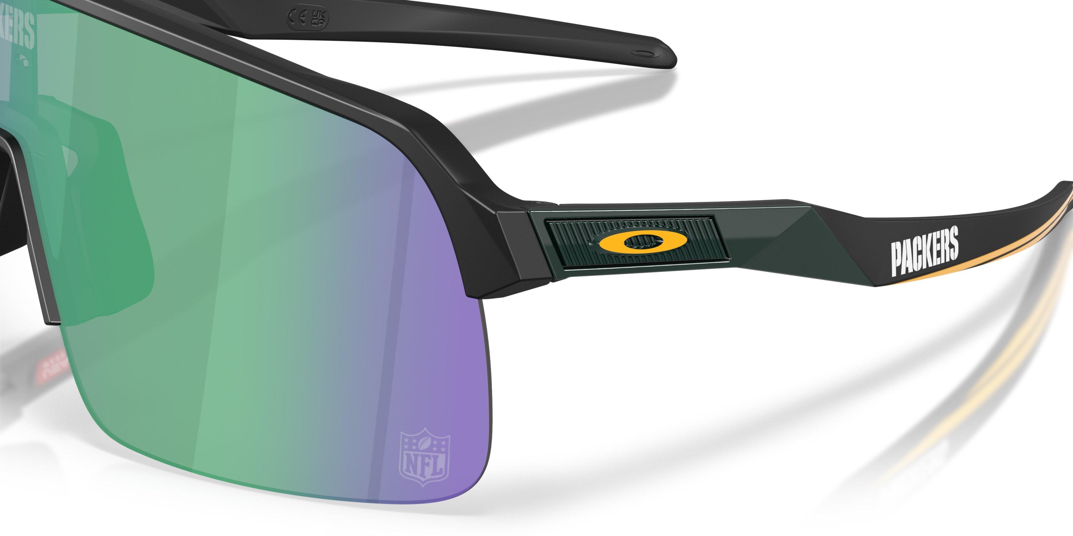 Oakley Green Bay Packers 2025 Sutro Lite Prizm Jade Sunglasses &ndash; Matte Black - BLACK/GREEN Thumbnail View 4