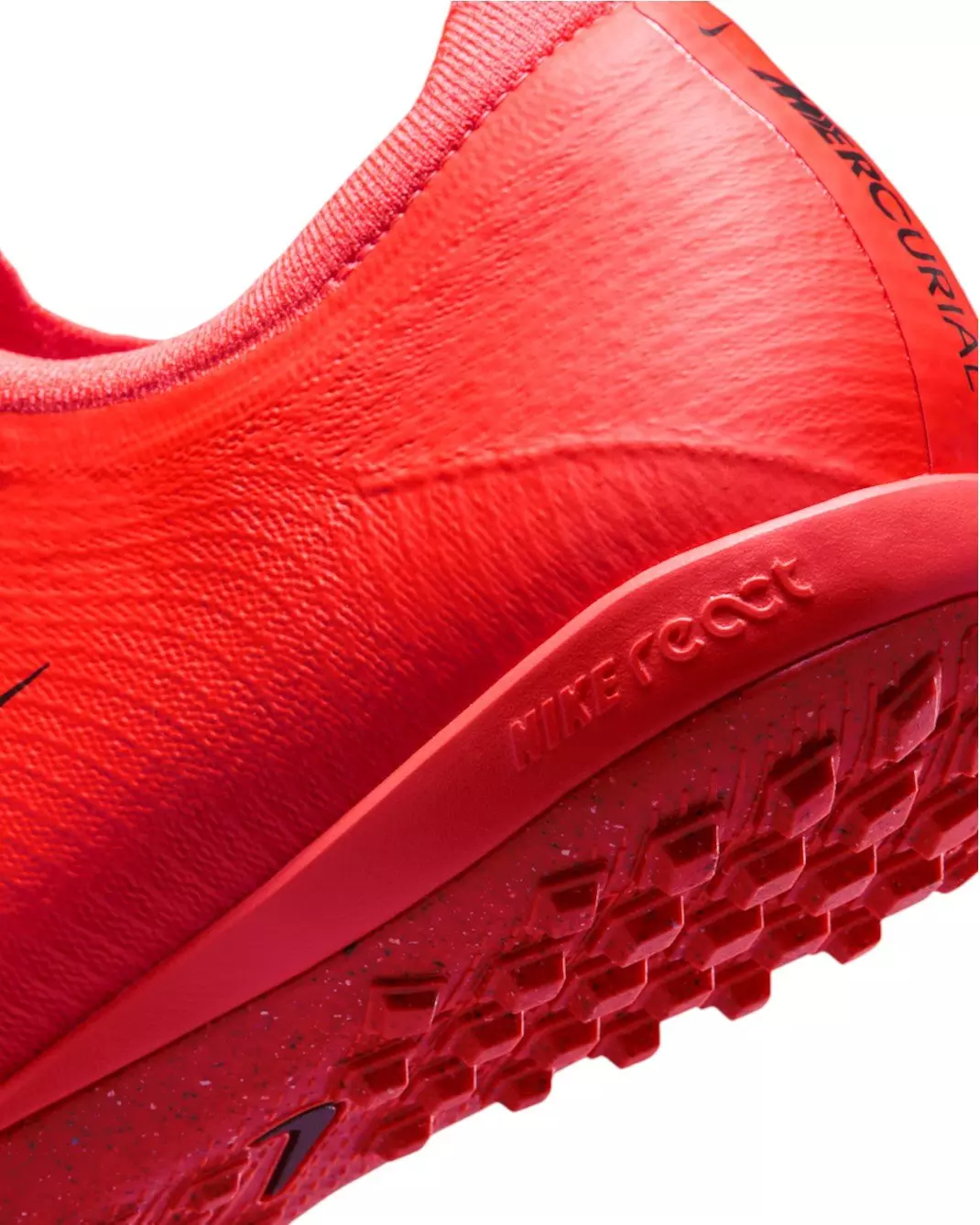 Nike Mercurial Vapor 17 Pro Turf "Bright Crimson/Blur" Men's Soccer Shoe - CRIMSON/BLUR