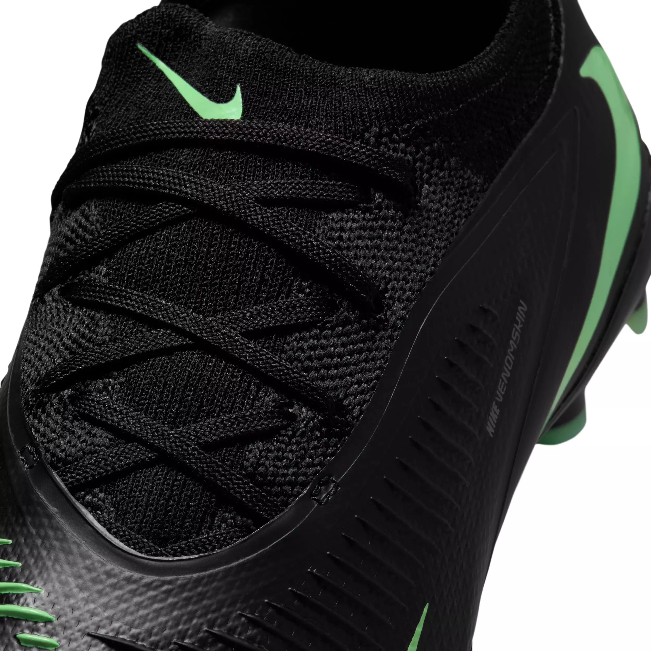 Nike Phantom 6 Low Pro MG "Black/Black/Illusion Green" Grade School Kids' Soccer Cleat - BLACK/BLACK/GREEN