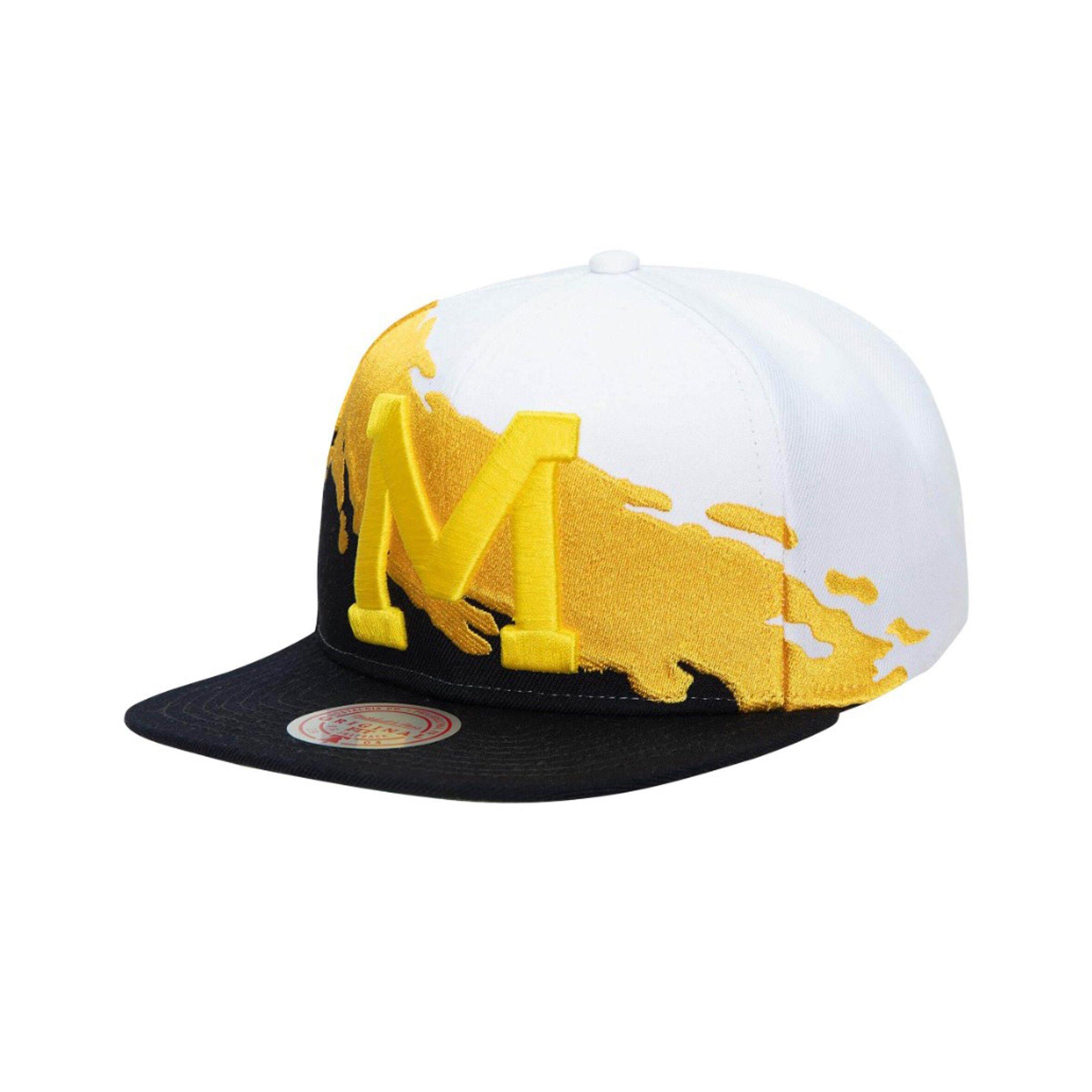Mitchell & Ness Michigan Wolverines Paintbrush Snapback Hat - NAVY/YELLOW Thumbnail View 1