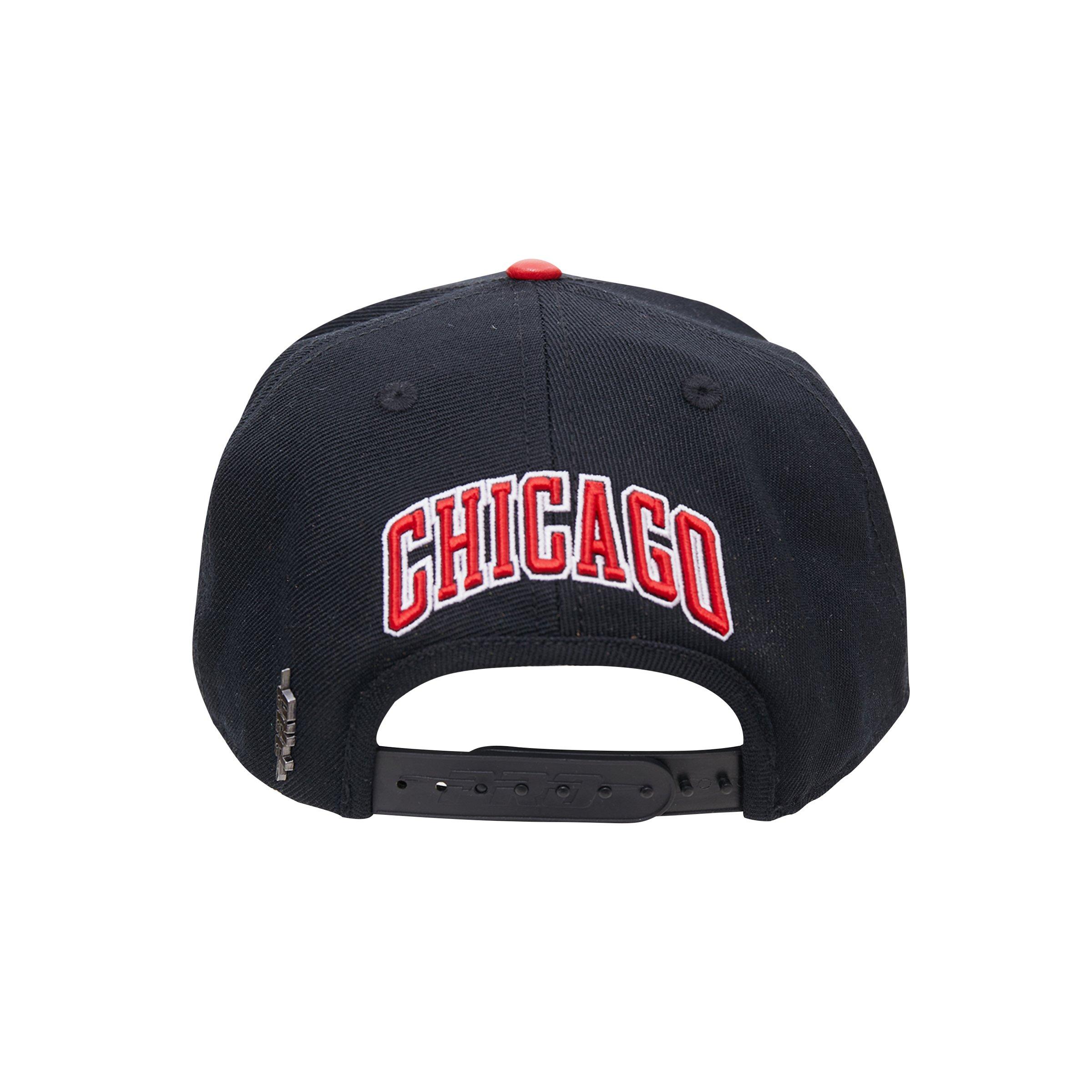 CHICAGO BULLS ROSES SNAPBACK HAT (RED) – Pro Standard