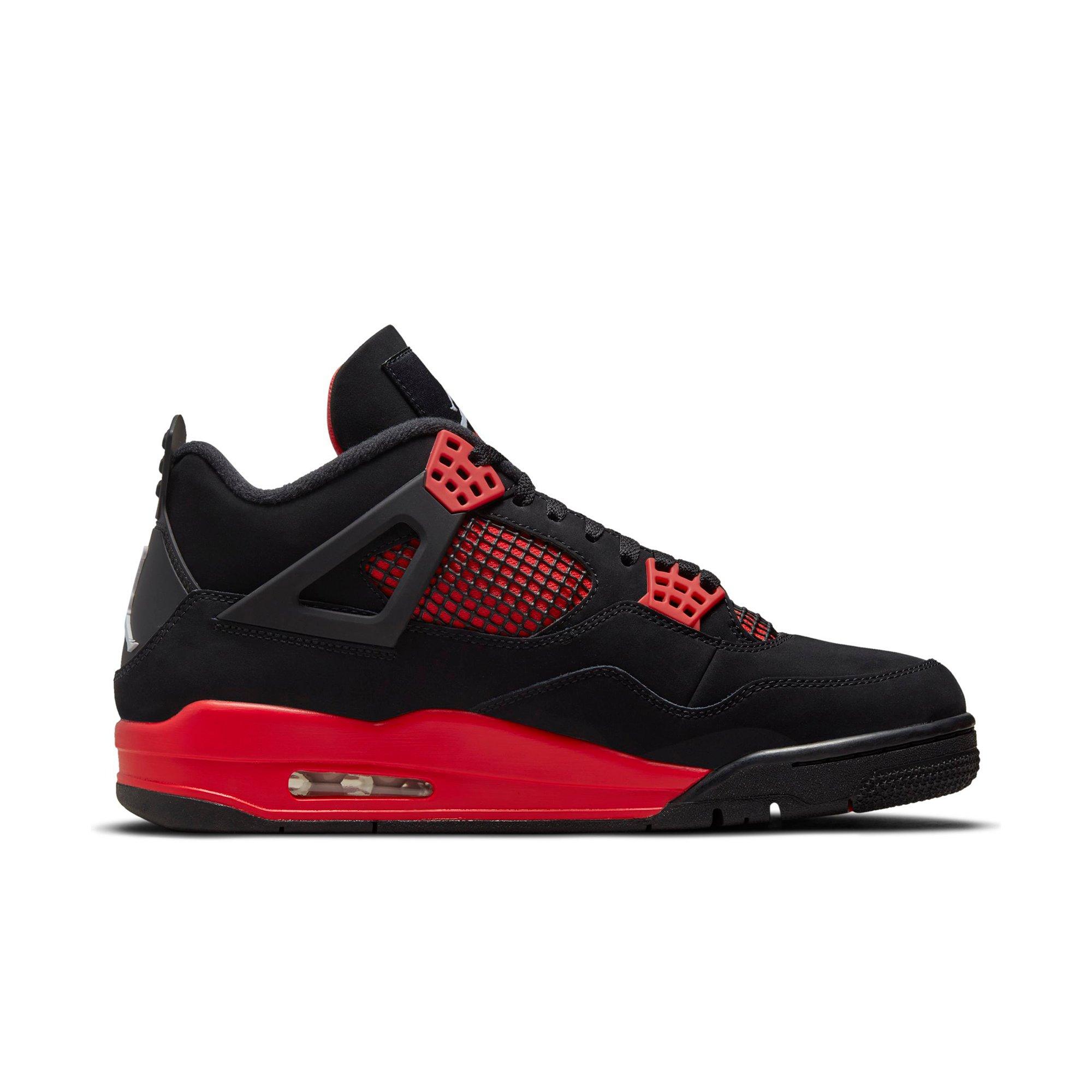 Air Jordan Retro 4 (negra) - Comprar en blackmambo