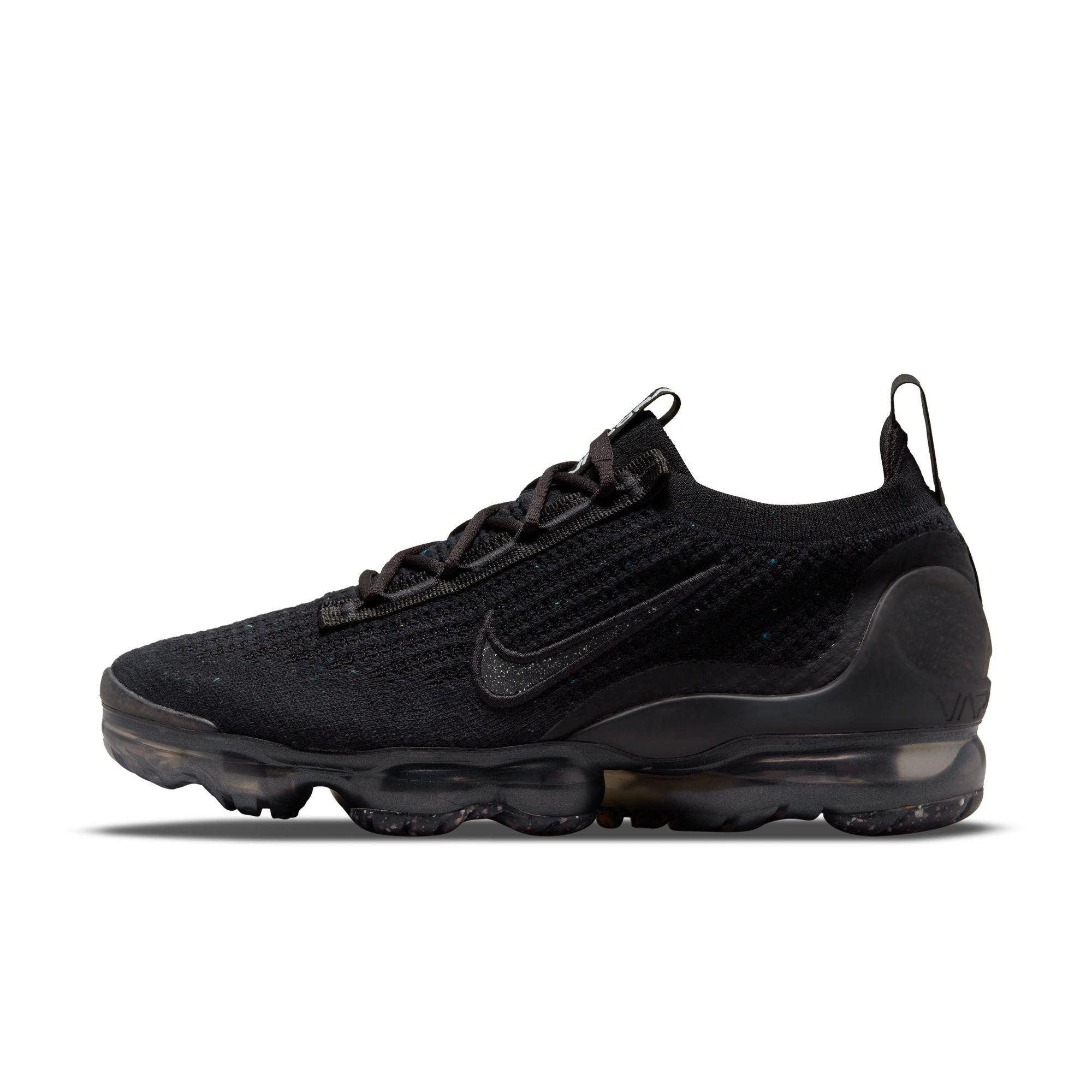 Nike Air Vapormax 2021 FK "Black/Metallic Silver" Women's Shoe - BLACK/SILVER Thumbnail View 4