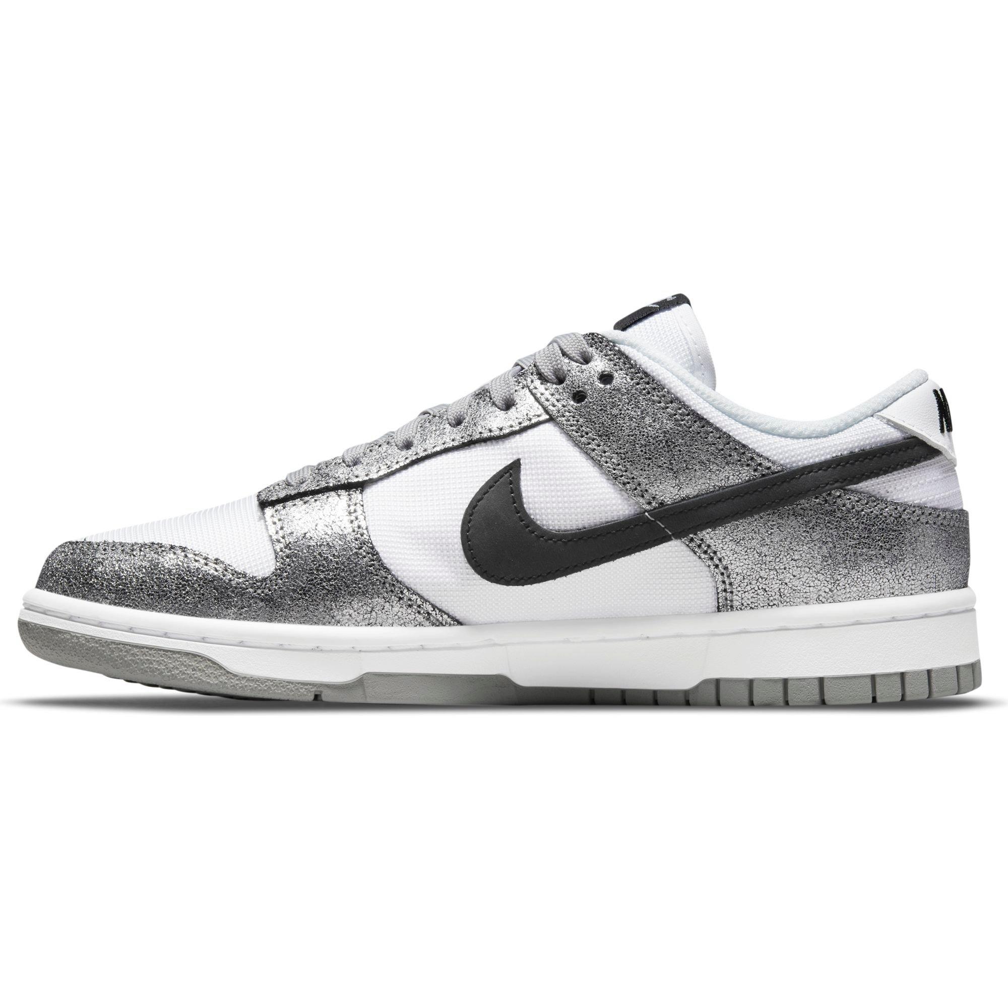 NIKE ナイキ　ダンク　25cm シルバーラメ Nike Dunk Women's Casual Leather Lace Up Shoes - Metallic Silver