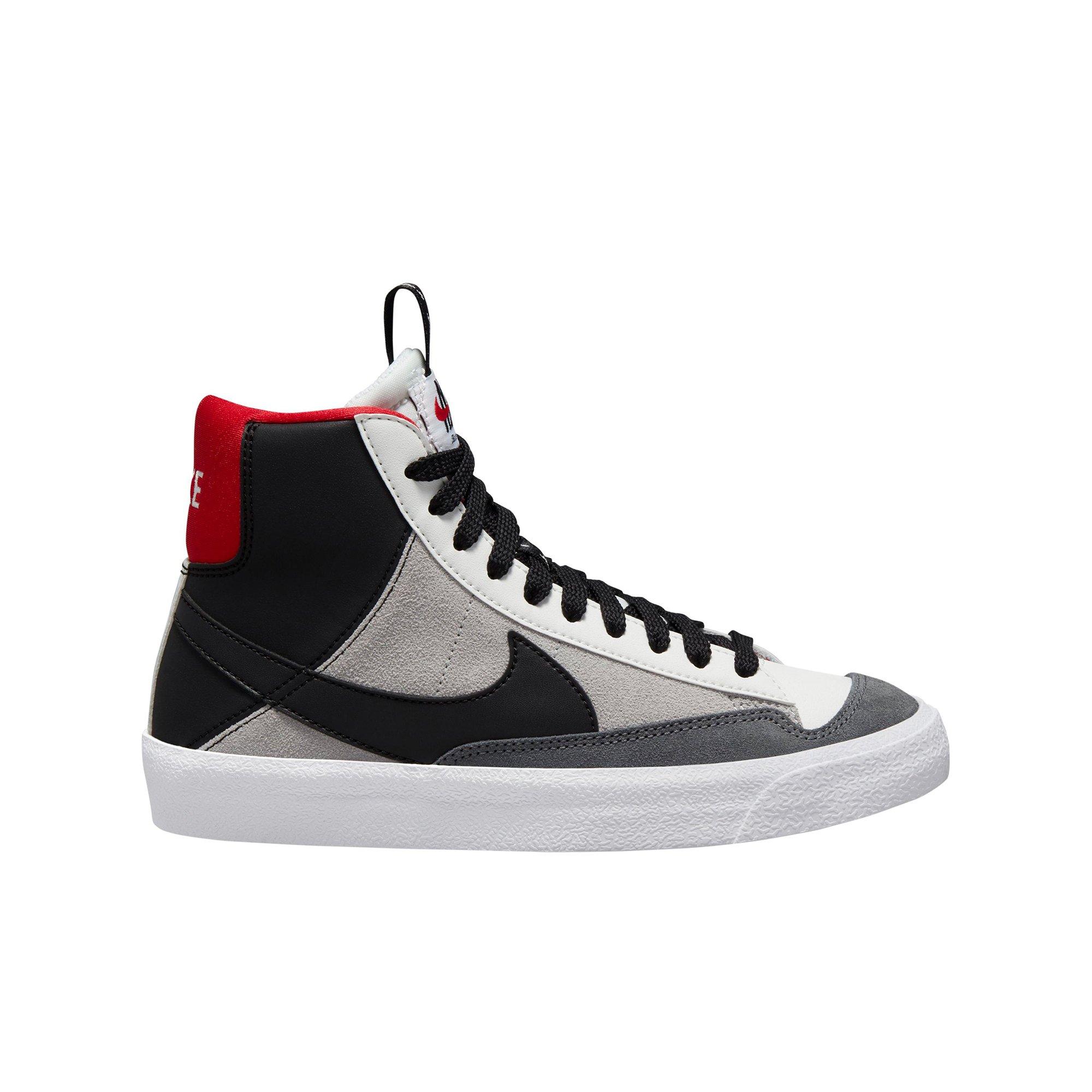 black red nike blazer