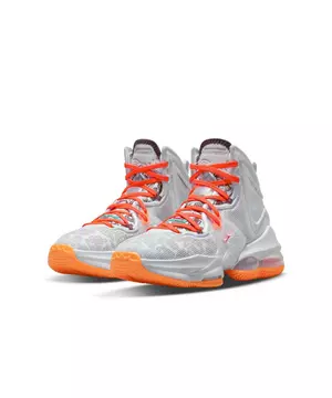 Nike LeBron 19 NRG Basketball Shoes in Orange/Mantra Orange Size 7.5