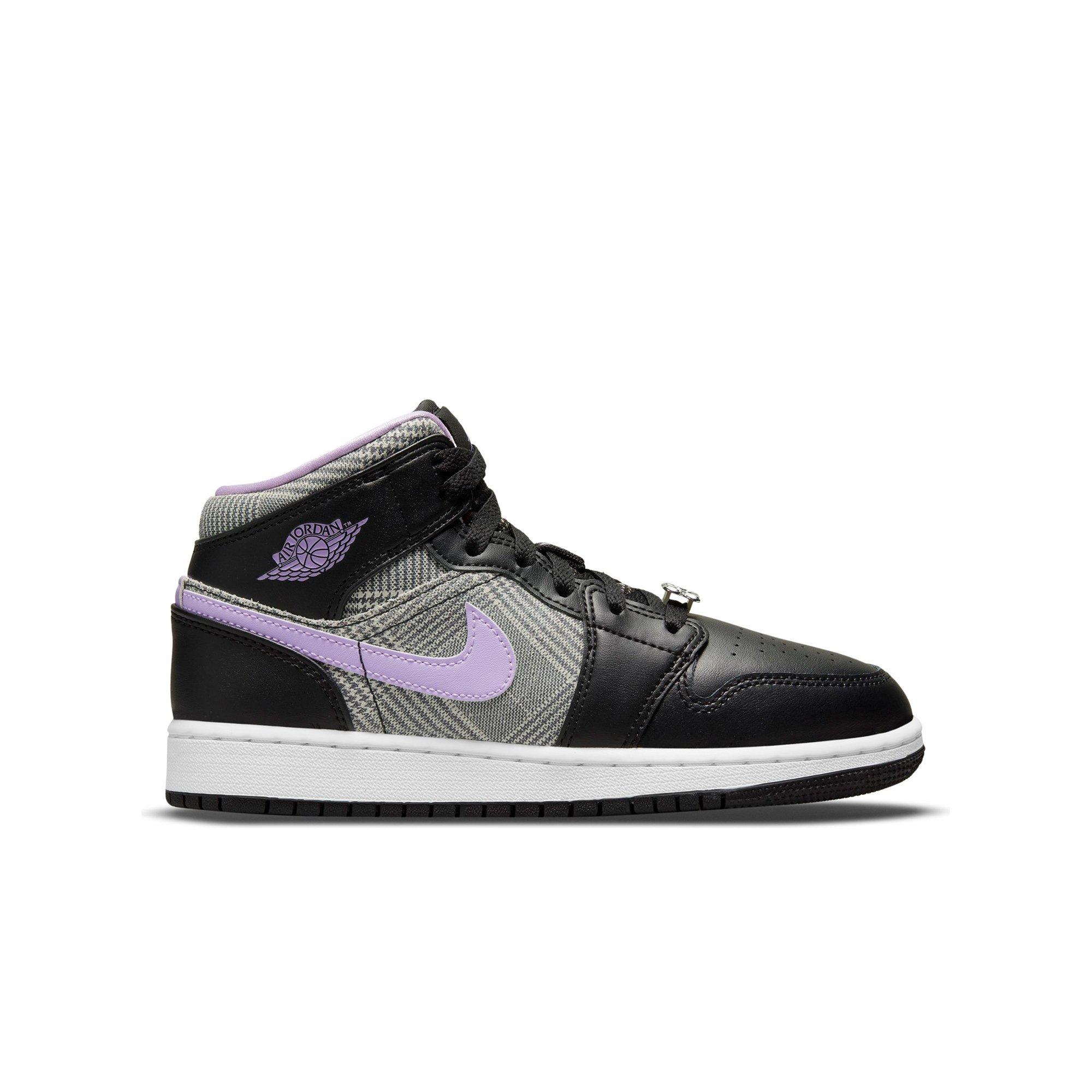 girls grade school jordan 1