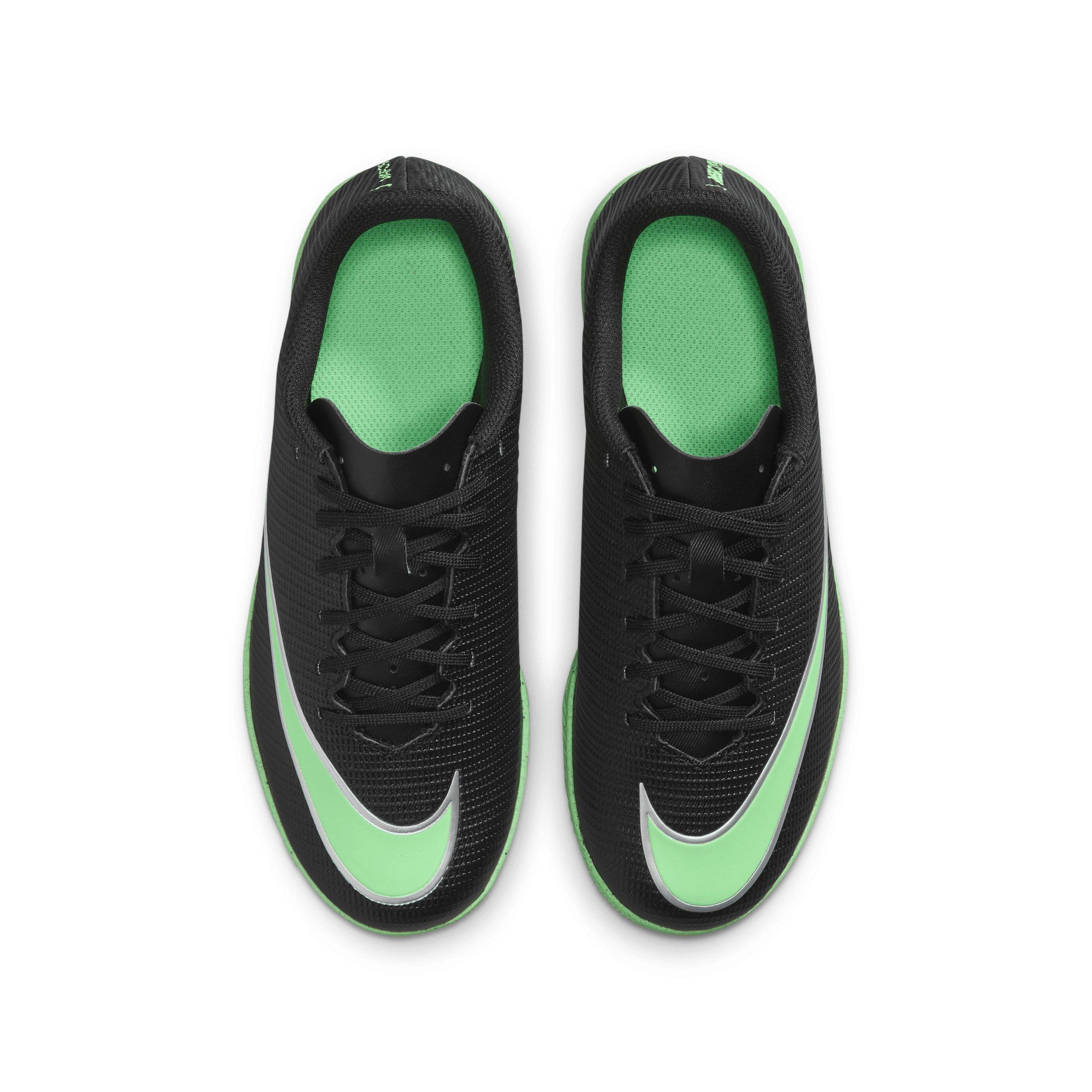 Nike Mercurial Vapor 17 Club IC "Black/Black/Illusion Green" Grade School Kids' Soccer Shoe - BLACK/BLACK/GREEN Thumbnail View 4