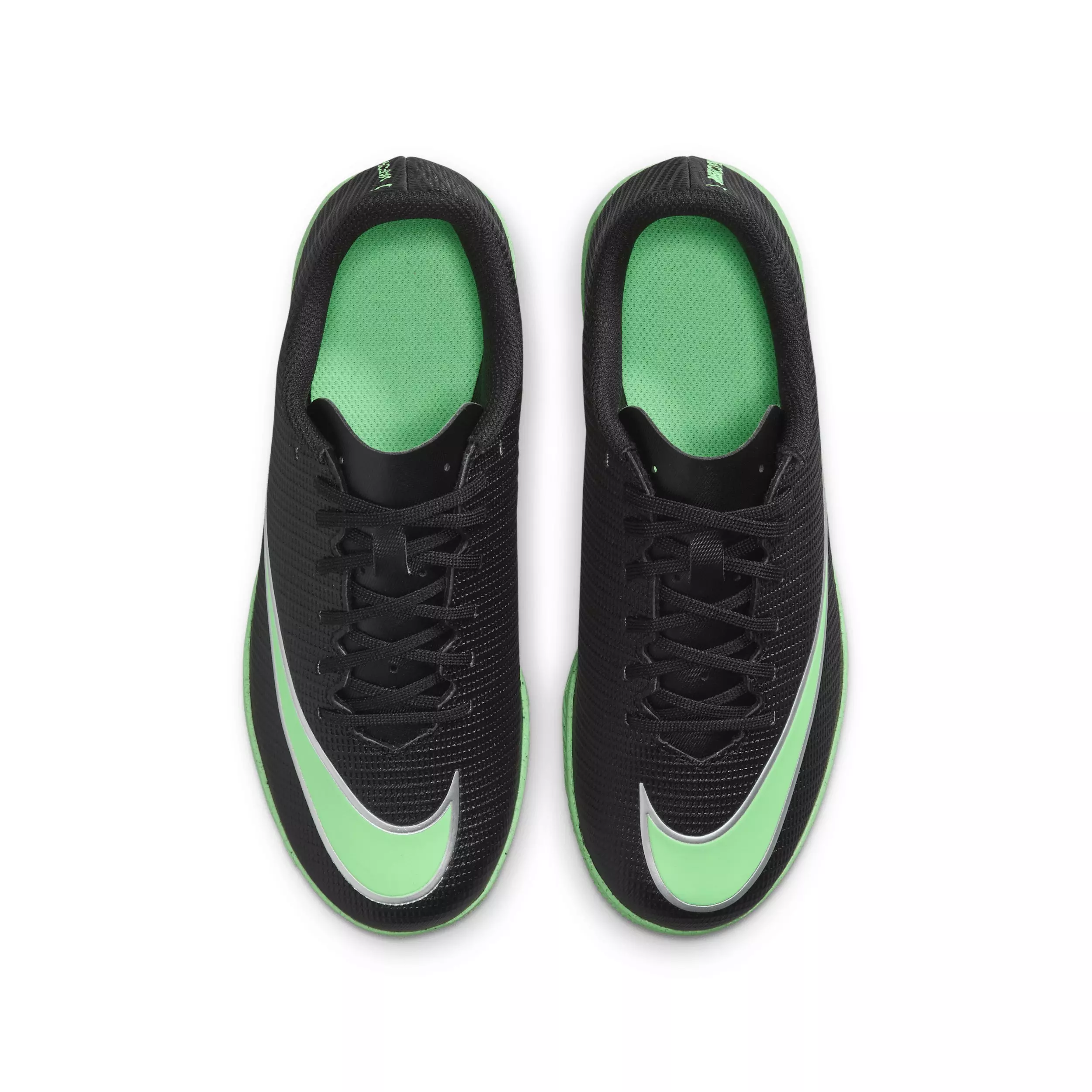 Nike Mercurial Vapor 17 Club IC "Black/Black/Illusion Green" Grade School Kids' Soccer Shoe - BLACK/BLACK/GREEN