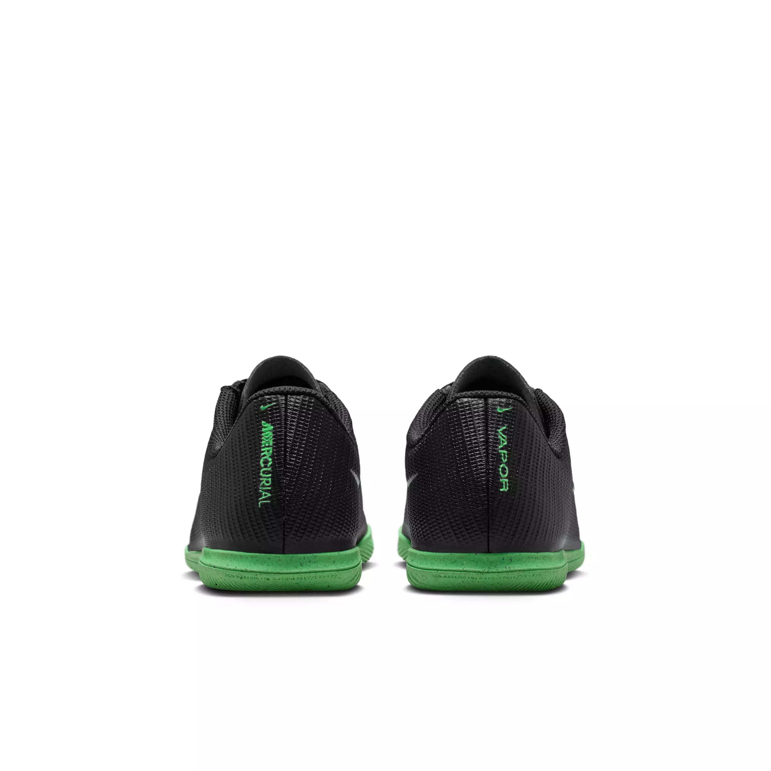 Nike Mercurial Vapor 17 Club IC "Black/Black/Illusion Green" Grade School Kids' Soccer Shoe - BLACK/BLACK/GREEN