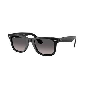 Ray-Ban Wayfarer Ease Gray Polar Gradient Sunglasses &ndash; Black