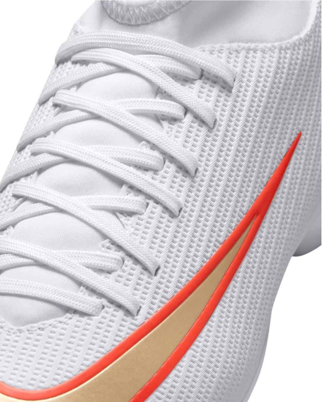 Nike Mercurial Superfly 11 Club FG "White/Bright Crimson/Blur" Grade School Kids' Soccer Cleat - WHITE/CRIMSON/BLUR