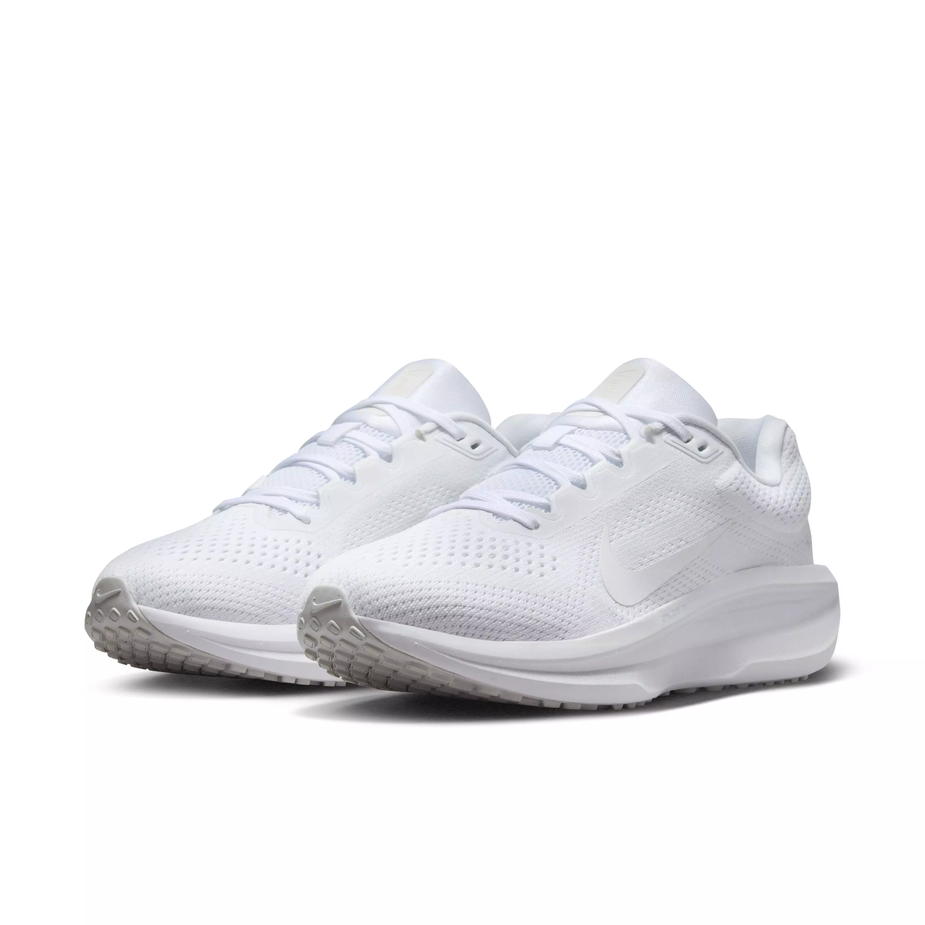 Nike Winflo 11 "White" Women's Running Shoe - WHITE