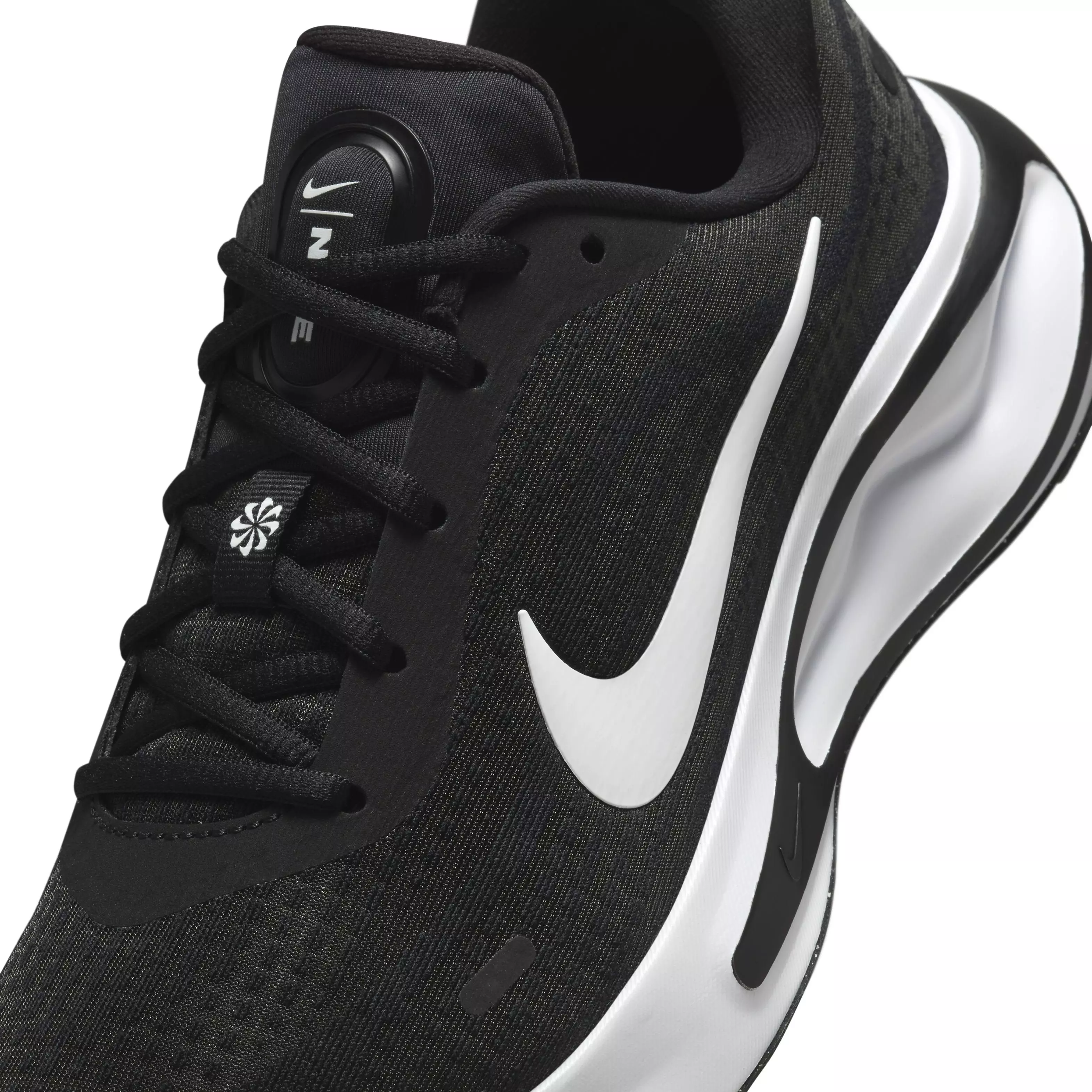 Nike Journey Run "Black/White" Women's Running Shoe - BLACK/WHITE