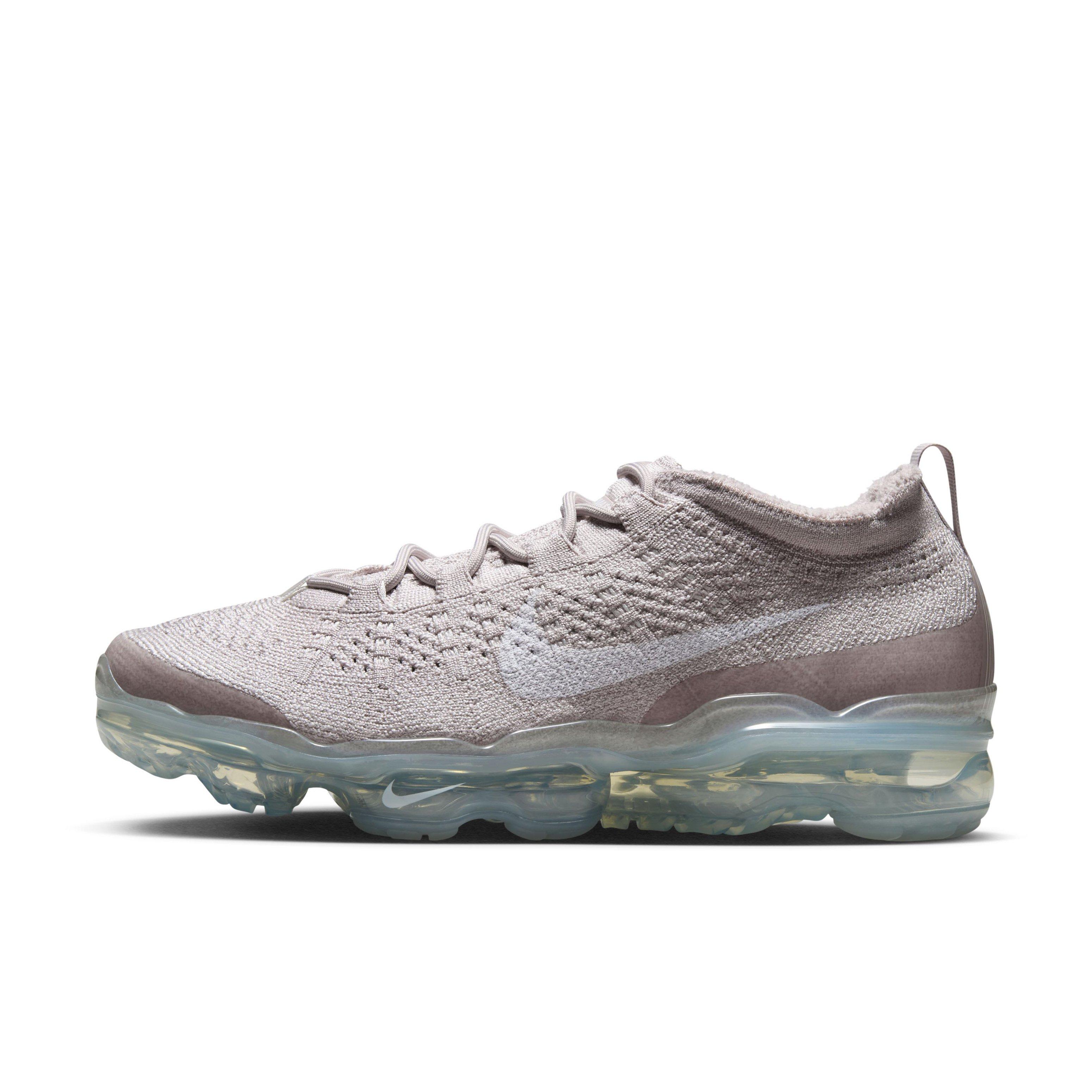Nike Air VaporMax 2023 Flyknit "Platinum Violet/Phantom/Metallic Silver/White" Women's Shoe - VIOLET/PHANTOM/SILVER/WHITE Thumbnail View 2