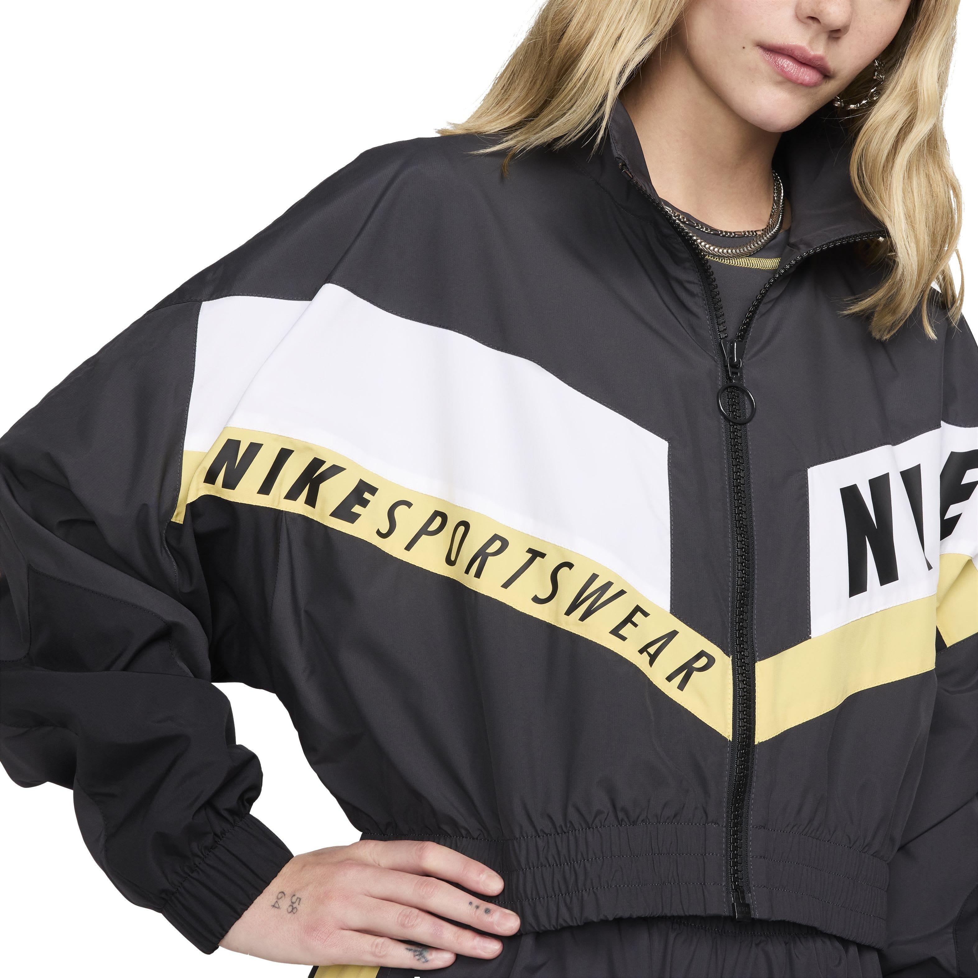 Nike Women's Street Sportswear Woven Jacket