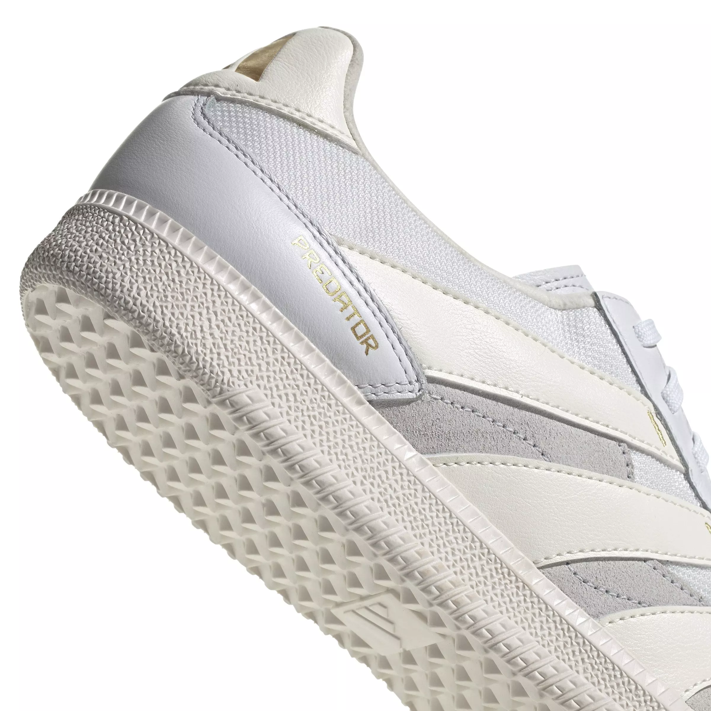adidas Predator Freestyle Indoor "Ftwr White/Off White/Gold Metallic" Unisex Soccer Shoe - WHITE/OFF WHITE/GOLD