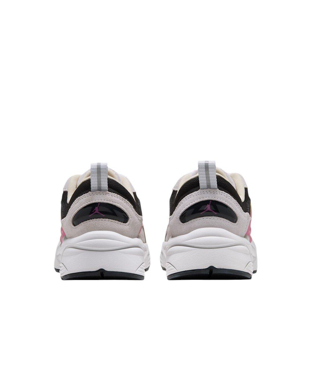 Jordan Trunner O/S "Off White/Anthracite/Fire Pink" Men's Shoe - OFF WHITE/ANTHRACITE/PINK