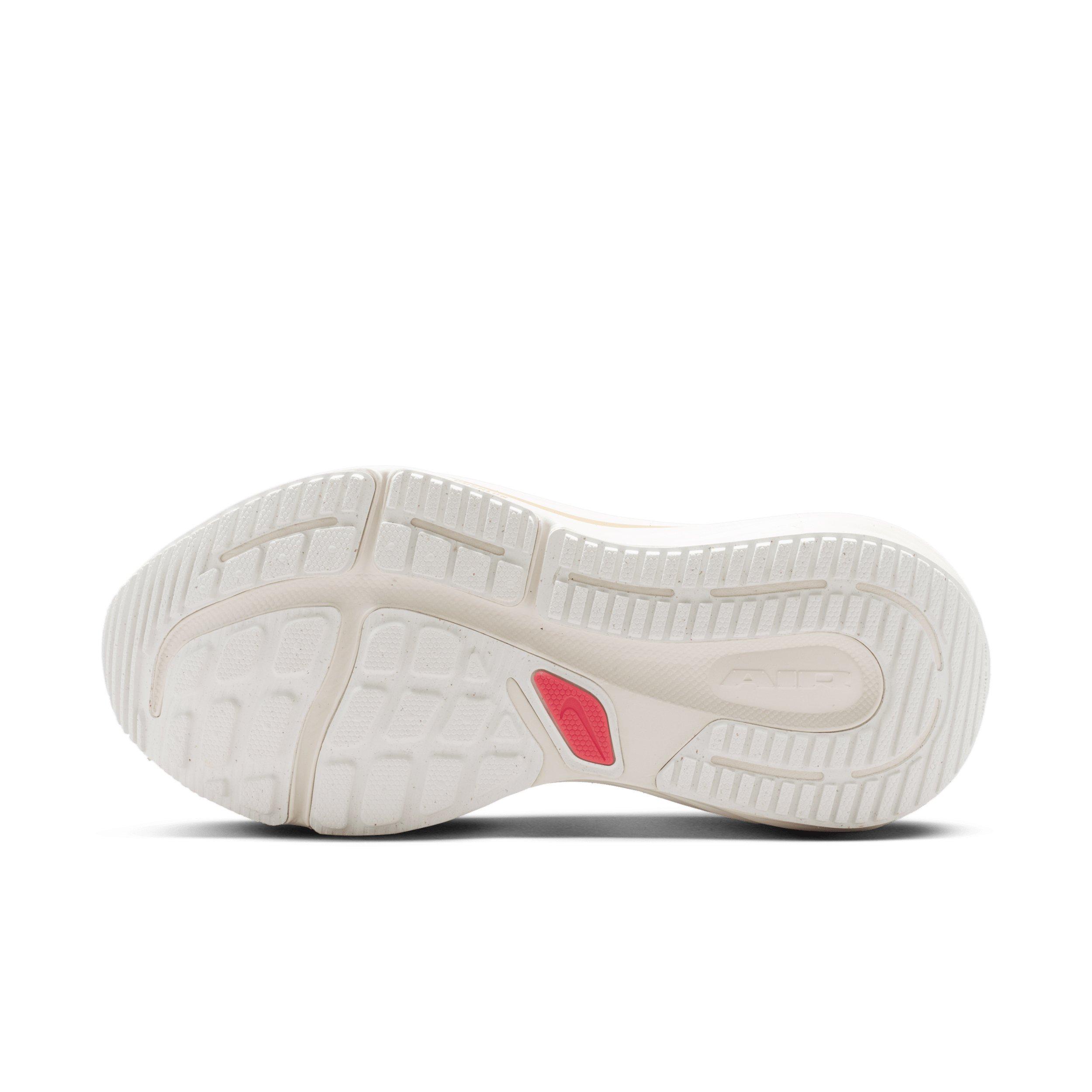 Nike Winflo 12 Print "Black/British Khaki/Fusion Red/Sail" Women's Running Shoe - BLACK/KHAKI/RED/SAIL