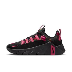 Nike Free Metcon 7 SE "Black/Black/Sea Coral" Women's Training Shoe - BLACK/BLACK/CORAL