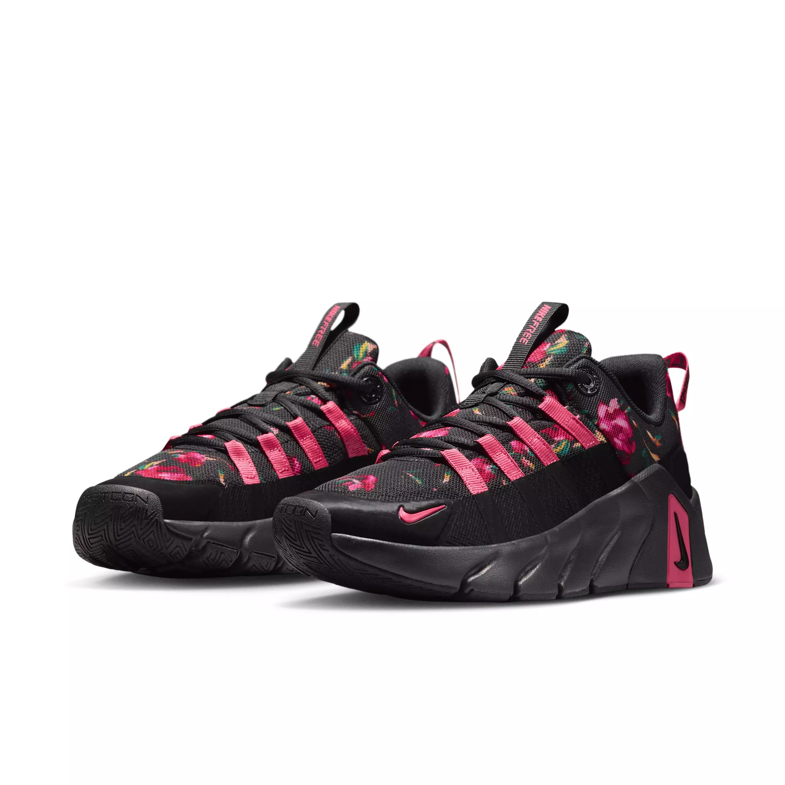 Nike Free Metcon 7 SE "Black/Black/Sea Coral" Women's Training Shoe - BLACK/BLACK/CORAL