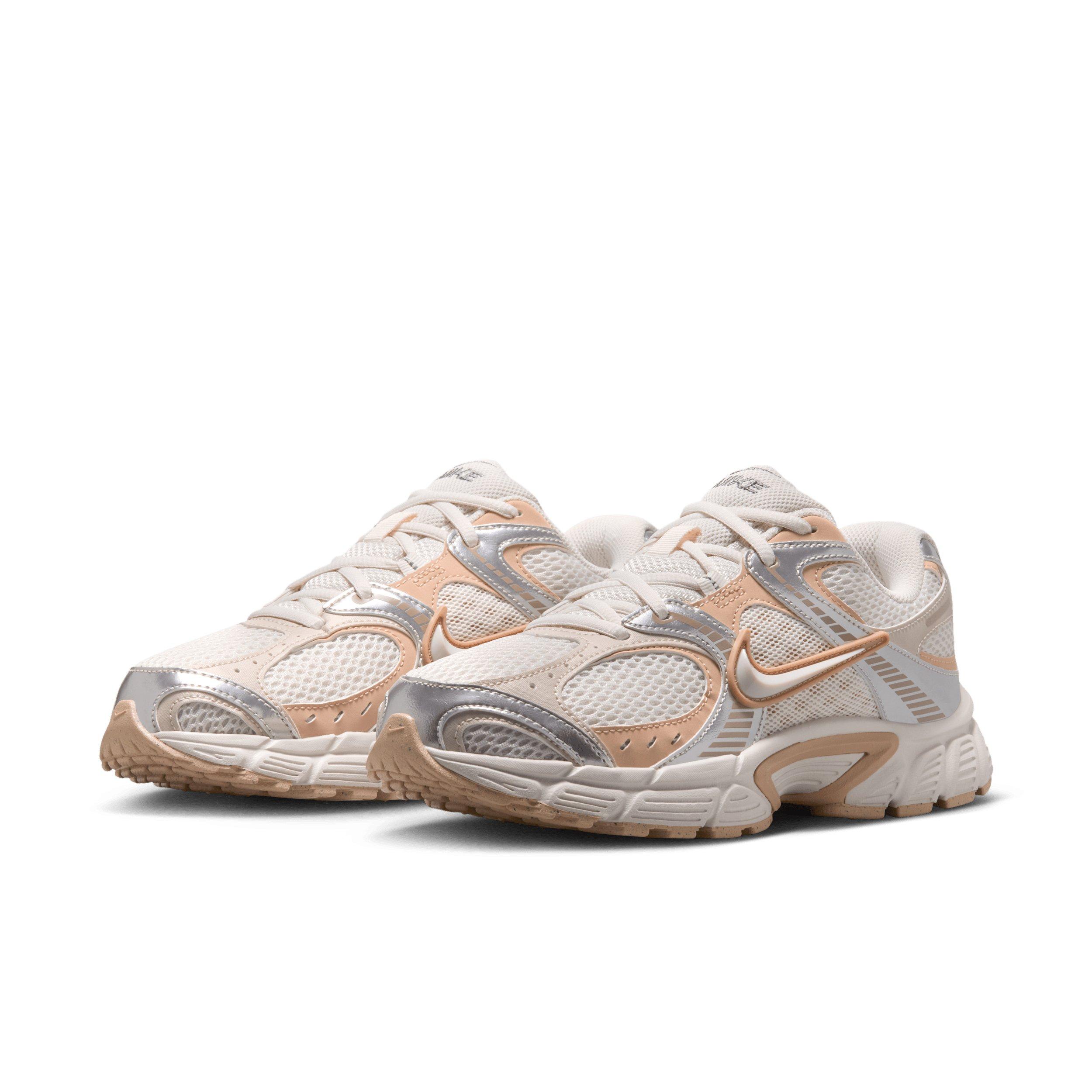 Nike V5 RNR "Phantom/Chalk/Shimmer/Phantom" Women's Shoe - PHANTOM/CHALK/SHIMMER/PHANTOM Thumbnail View 3