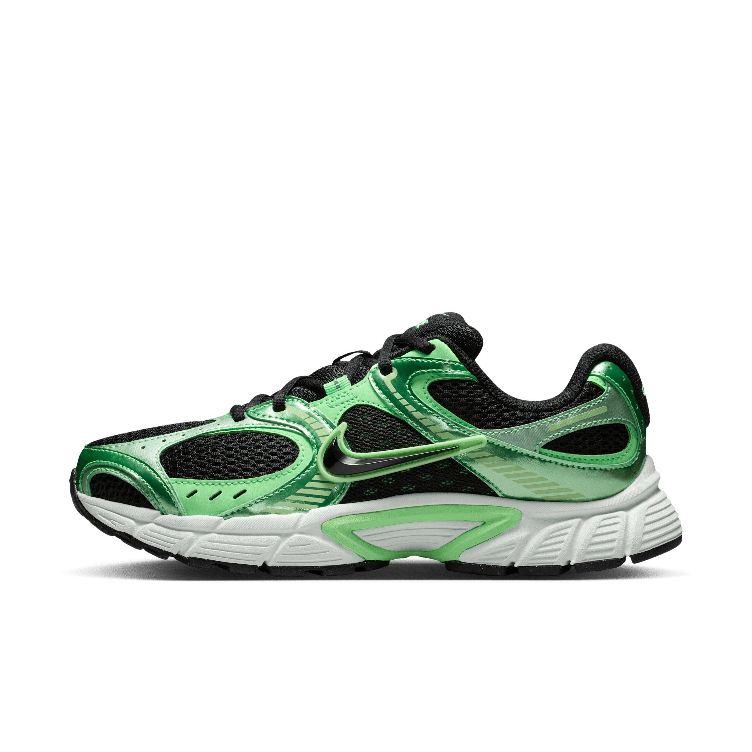 Nike V5 RNR "Black/Illusion Green/Cucumber Calm/Black" Women's Shoe - BLACK/GREEN/CUCUMBER/BLACK Thumbnail View 2