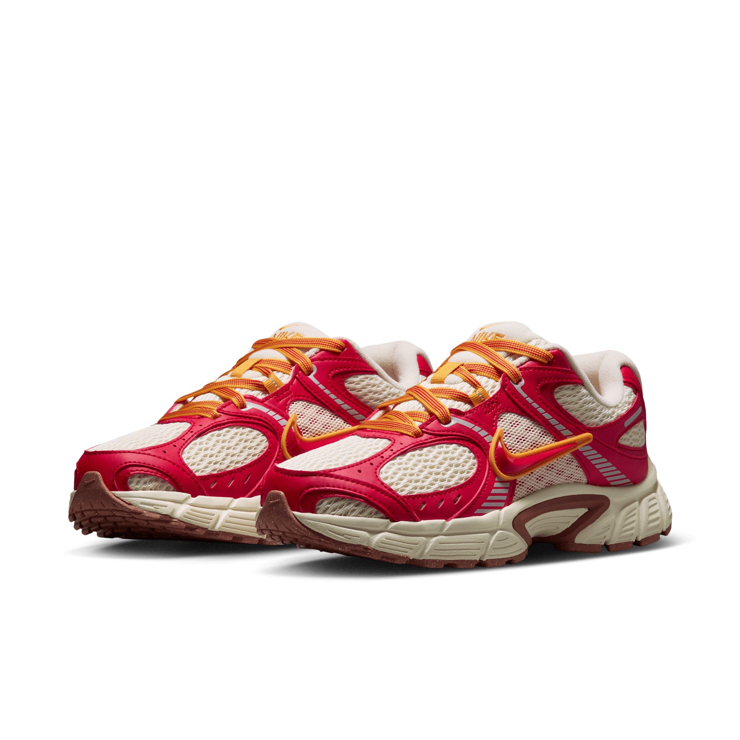 Nike V5 RNR "University Red/Coconut Milk/University Gold/University Red" Women's Shoe - RED/MILK/GOLD/RED