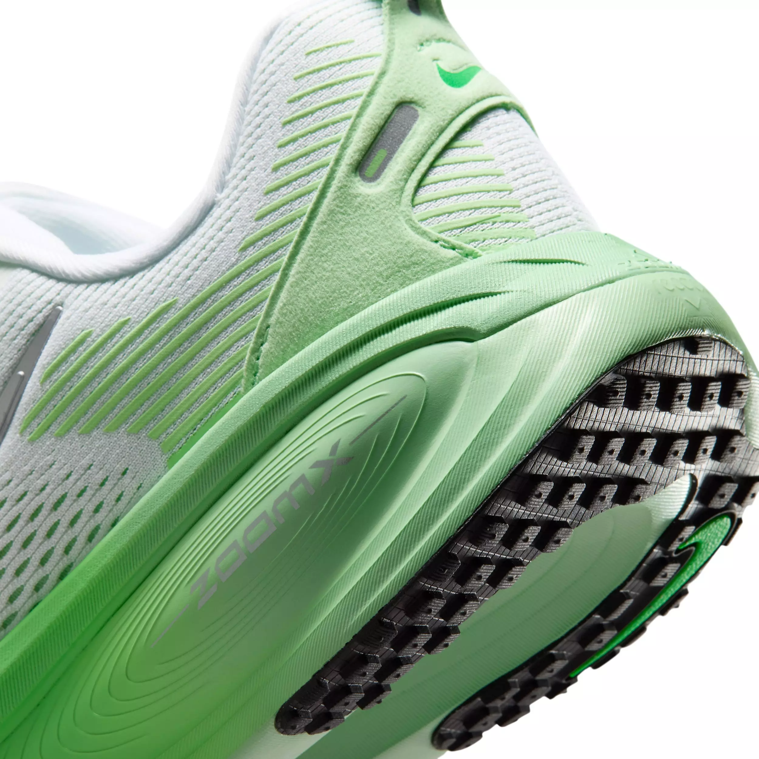 Nike Vomero 18 "White/Illusion Green/Court Green/Metallic Silver" Women's Running Shoe - WHITE/GREEN/GREEN/SILVER