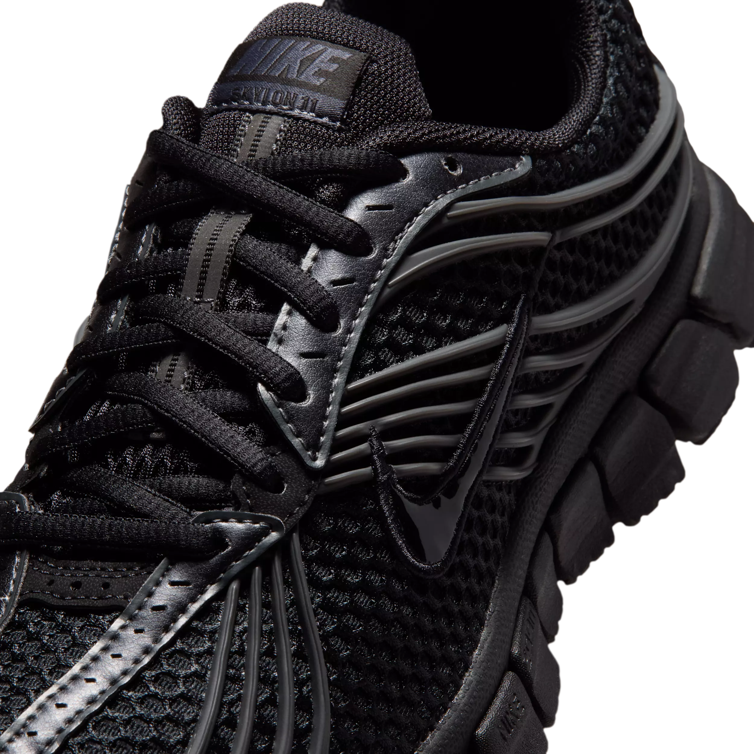 Nike Zoom Skylon 11 "Black" Women's Shoe - BLACK/ANTHRACITE